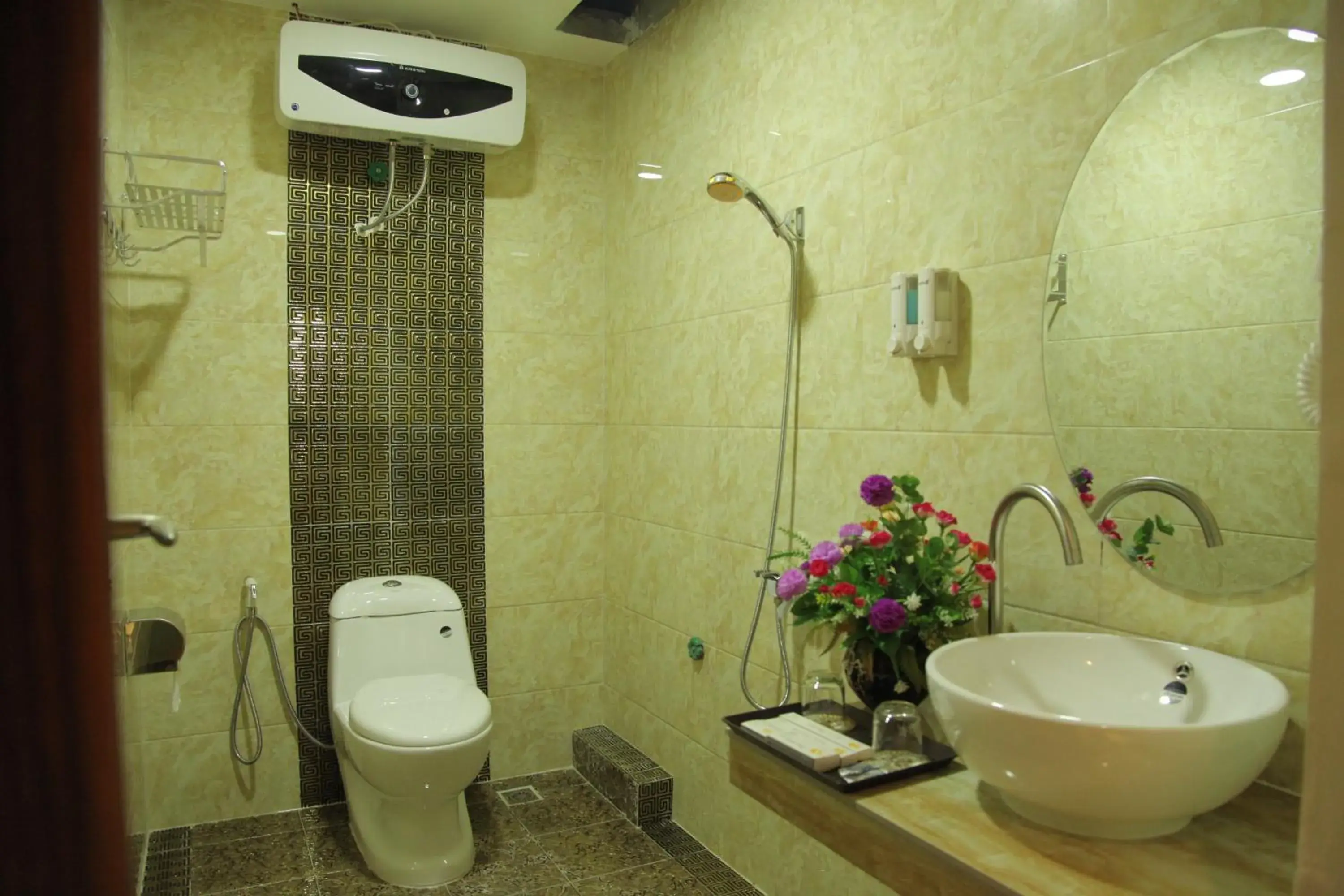 Triple Room in Khách Sạn Hoàng Gia Lào Cai - Hoang Gia Hotel Triple Room in Khách Sạn Hoàng Gia Lào Cai - Hoang Gia Hotel