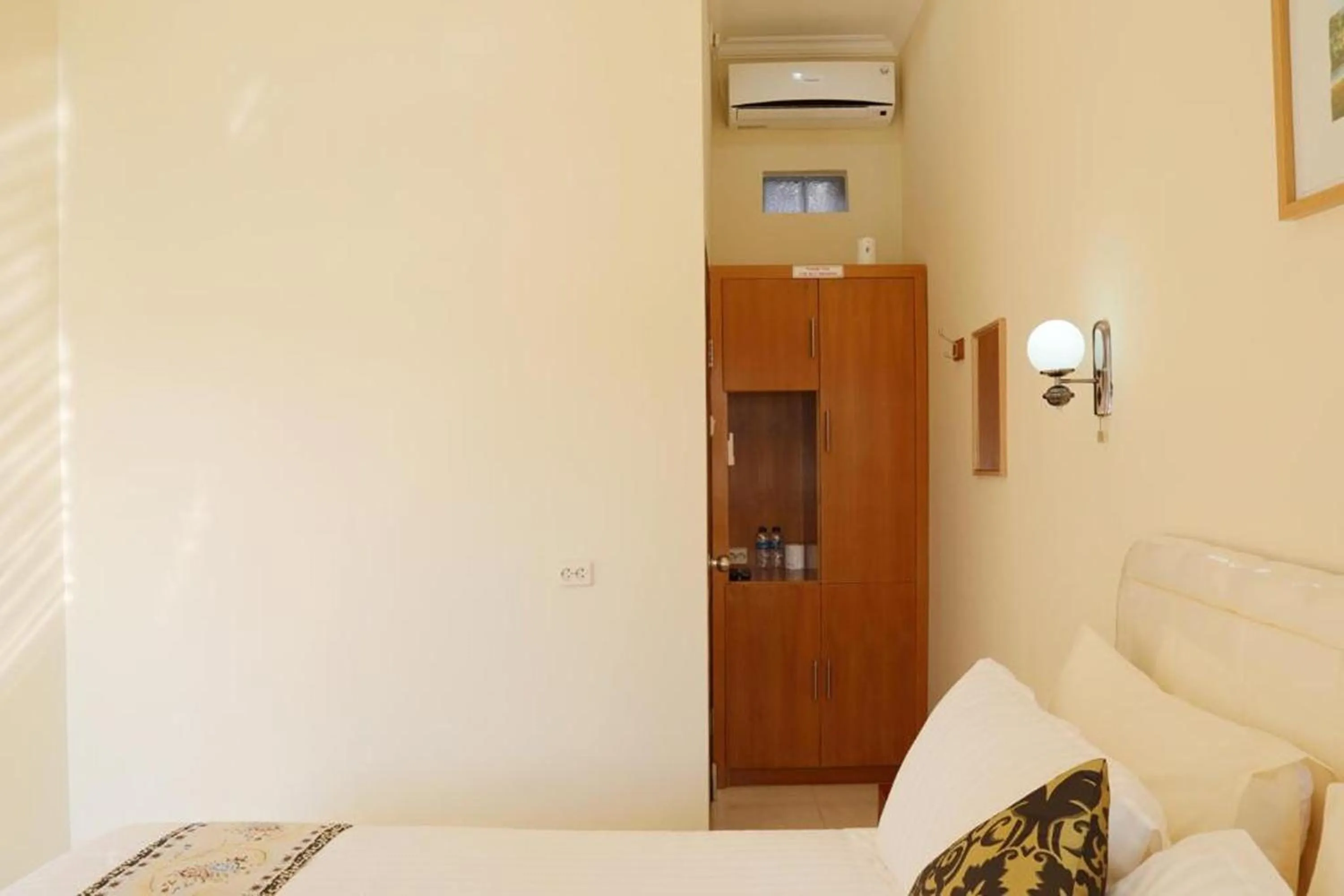 Bedroom, Bed in Whiterose Guesthouse