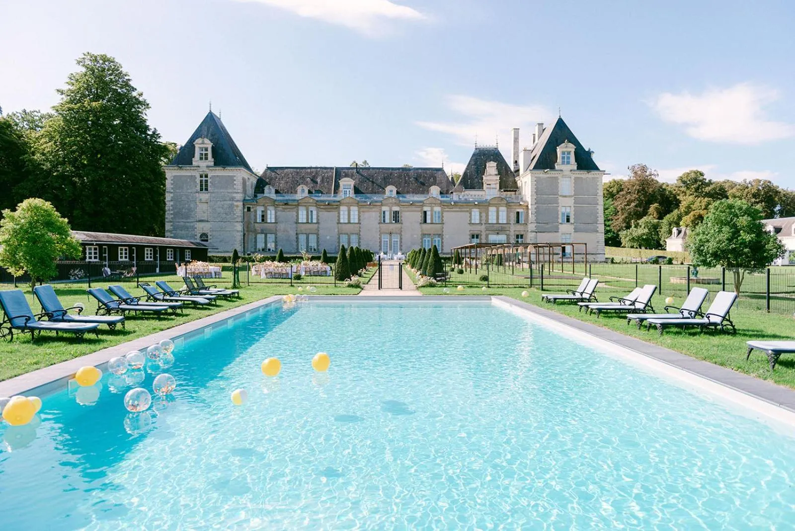 Chateau De Jalesnes