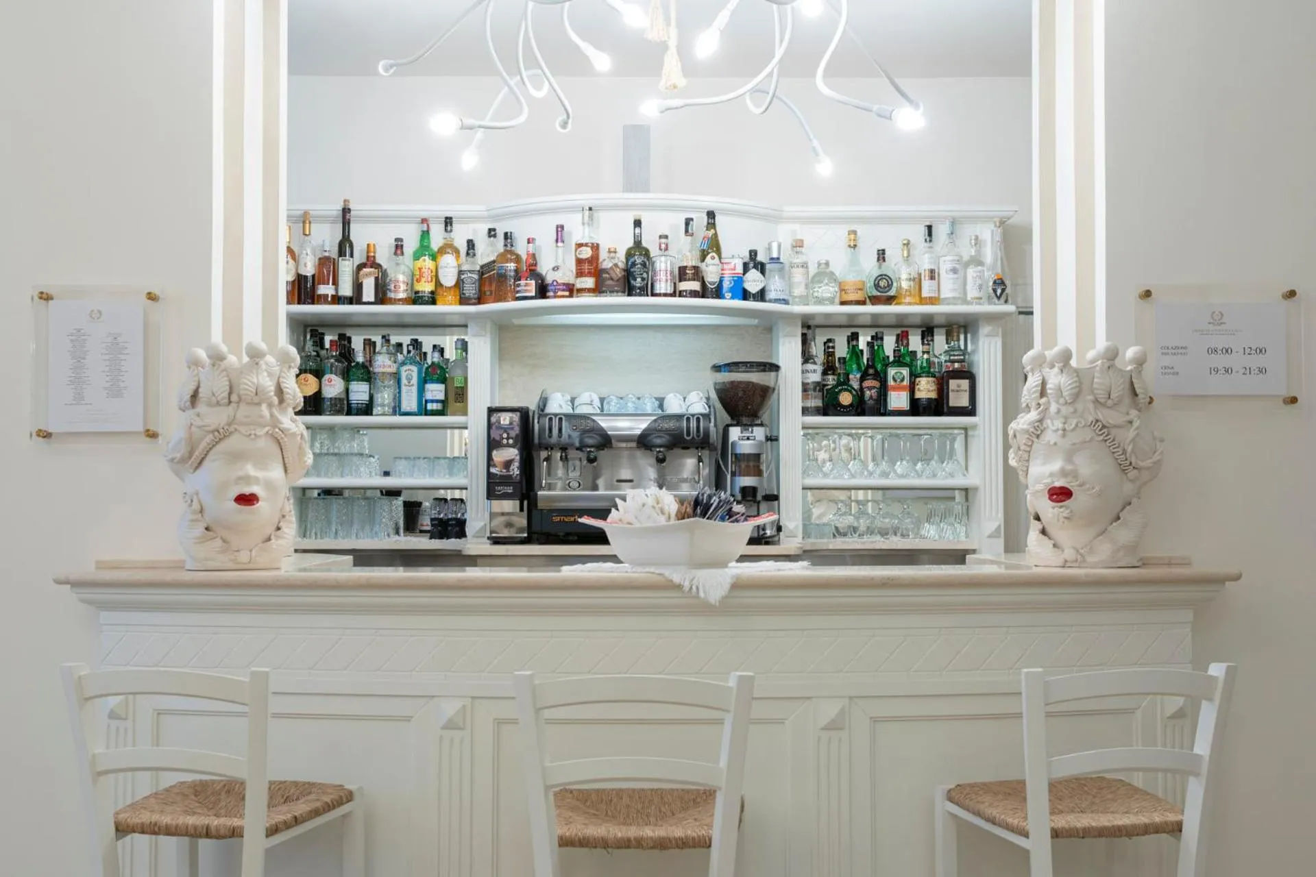 Lounge or bar in Hotel Olimpia