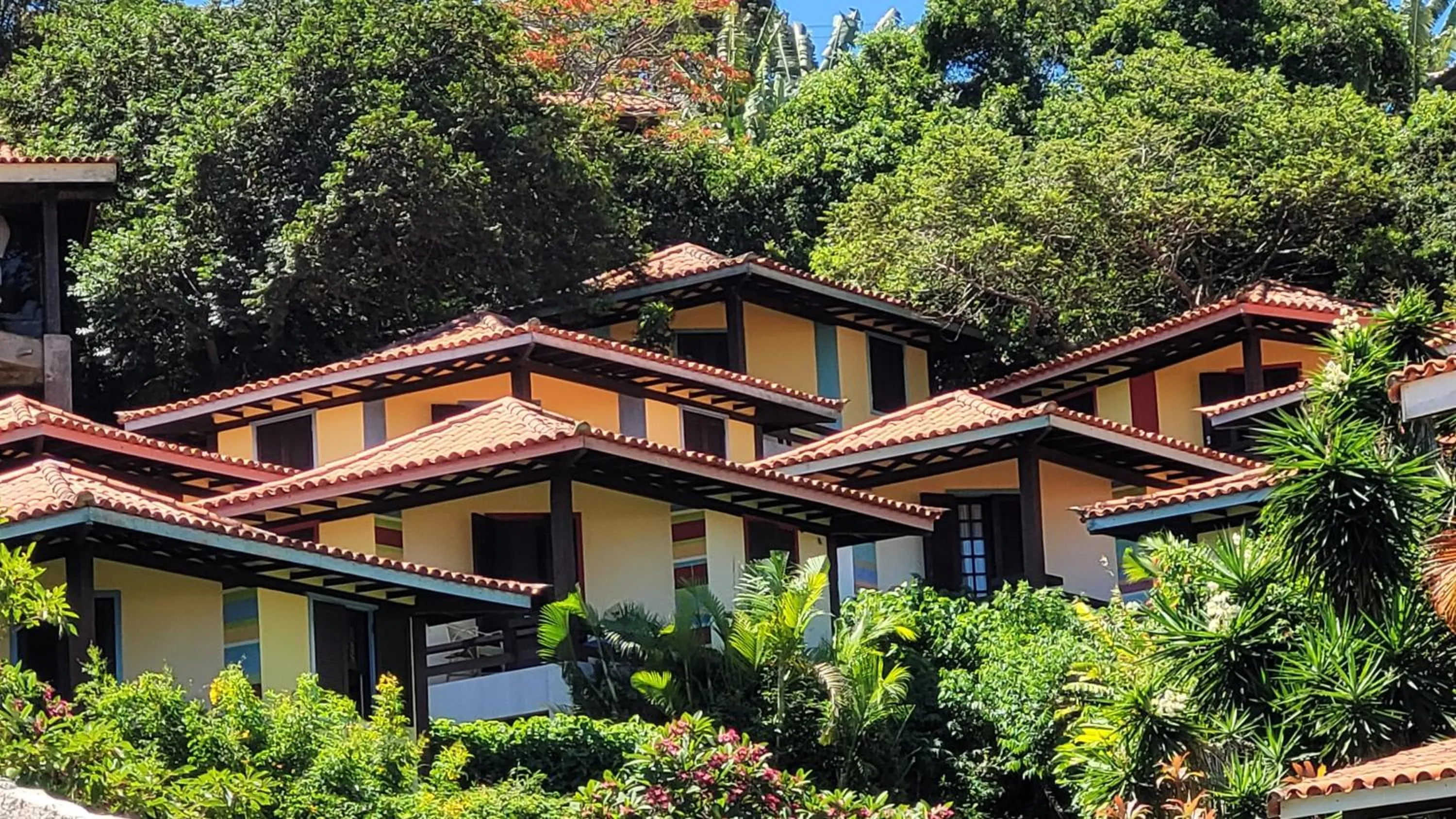 Property building in Hibiscus Beach