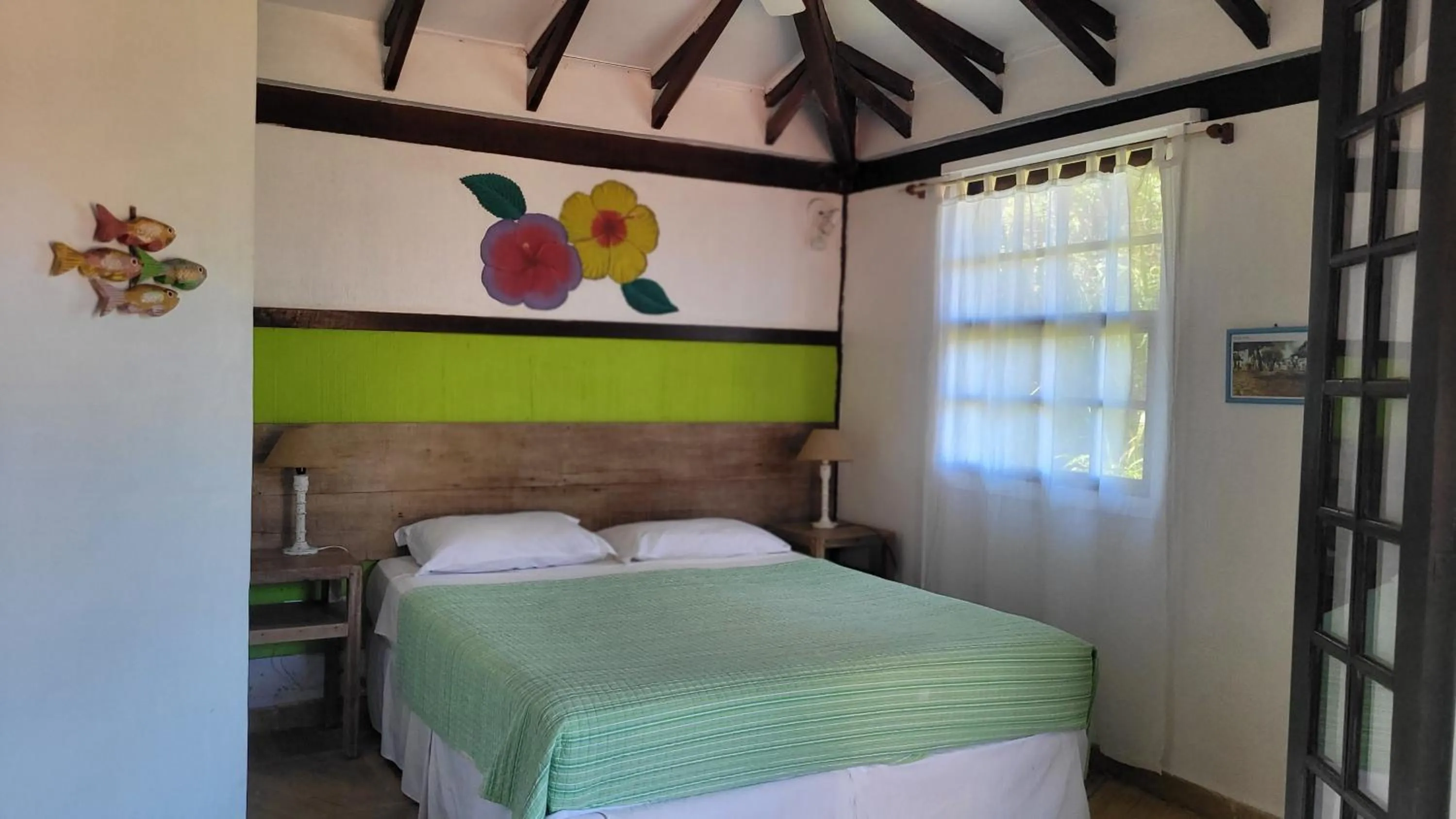 Bed in Hibiscus Beach