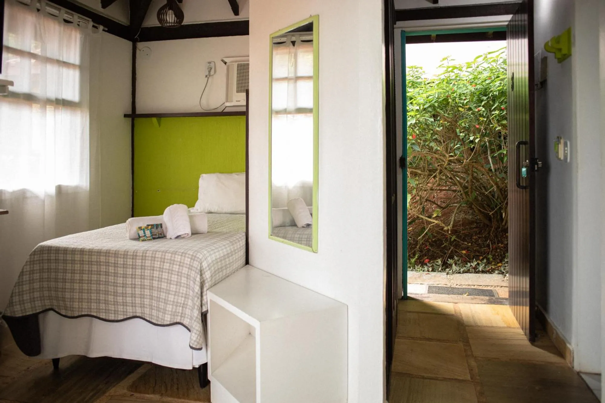 Bed in Hibiscus Beach