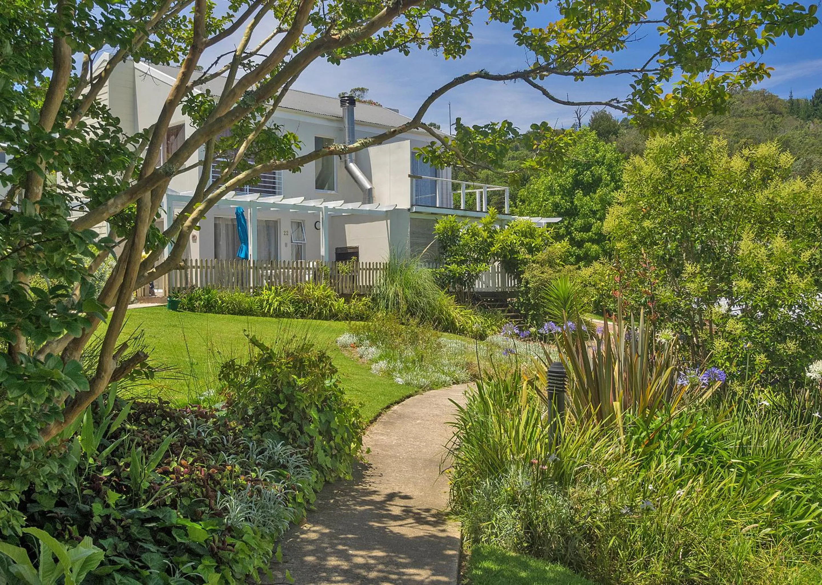 Property building in Oaklands On The Knoll by Dream Resorts