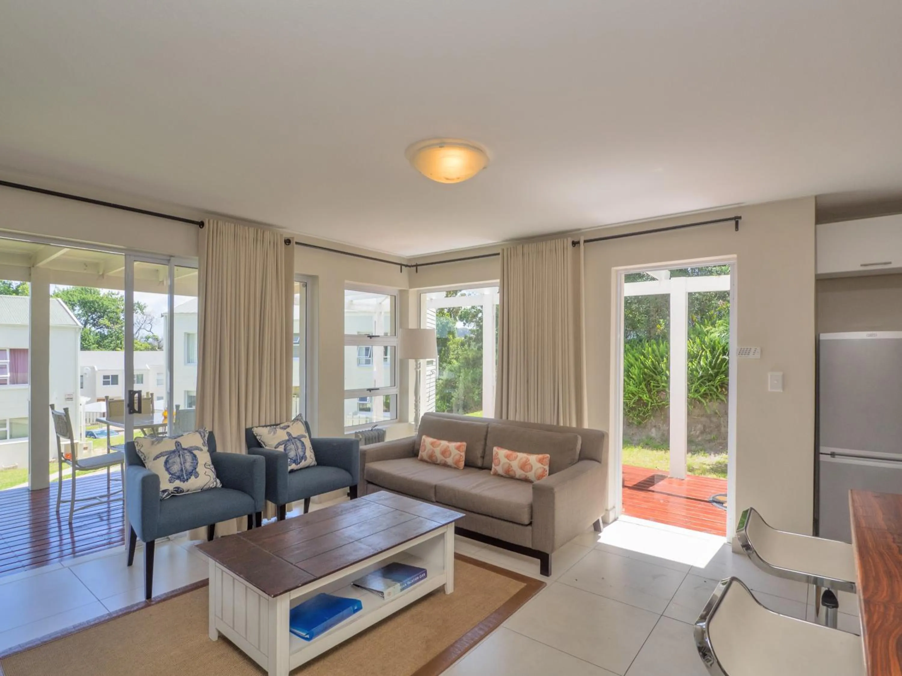 Patio in Oaklands On The Knoll by Dream Resorts