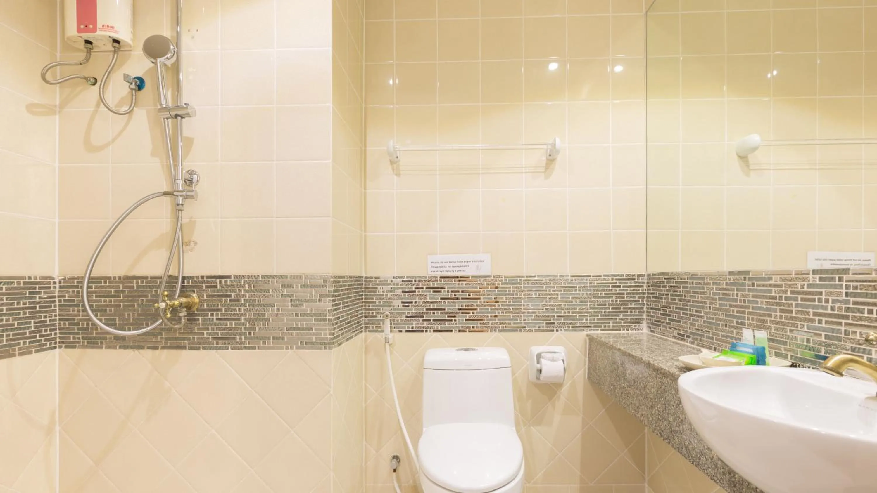 Bathroom in Anda Beachside Hotel