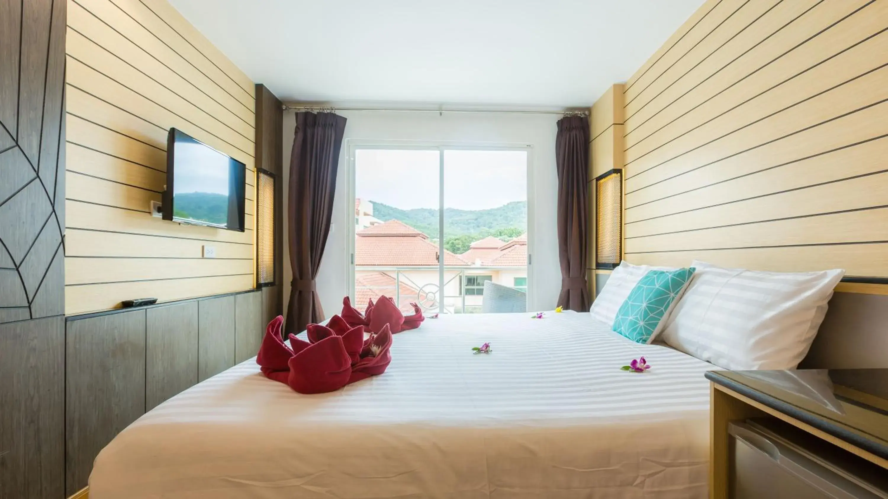 Double Room with Balcony in Anda Beachside Hotel Double Room with Balcony in Anda Beachside Hotel