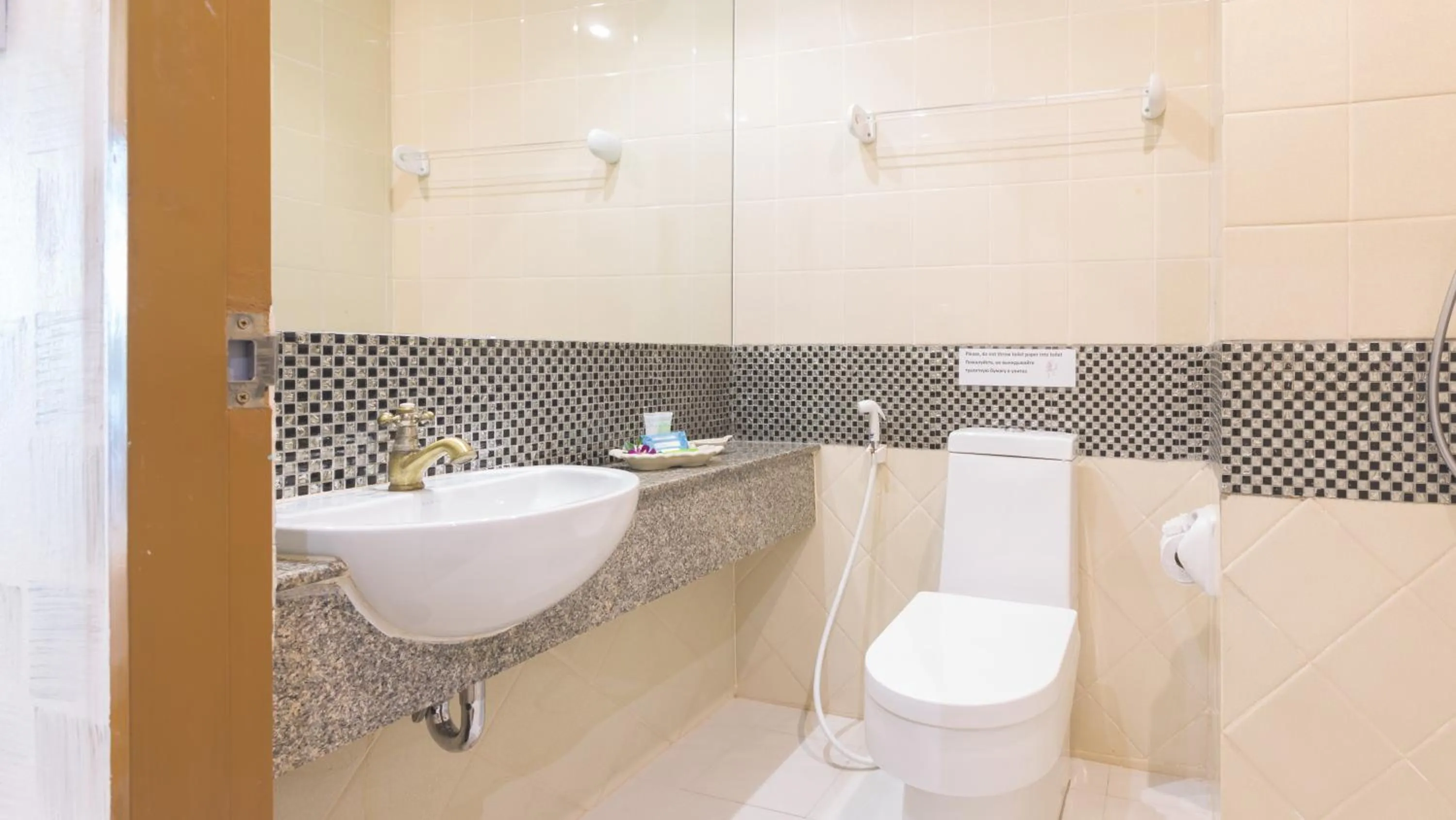 Anda Beachside Hotel