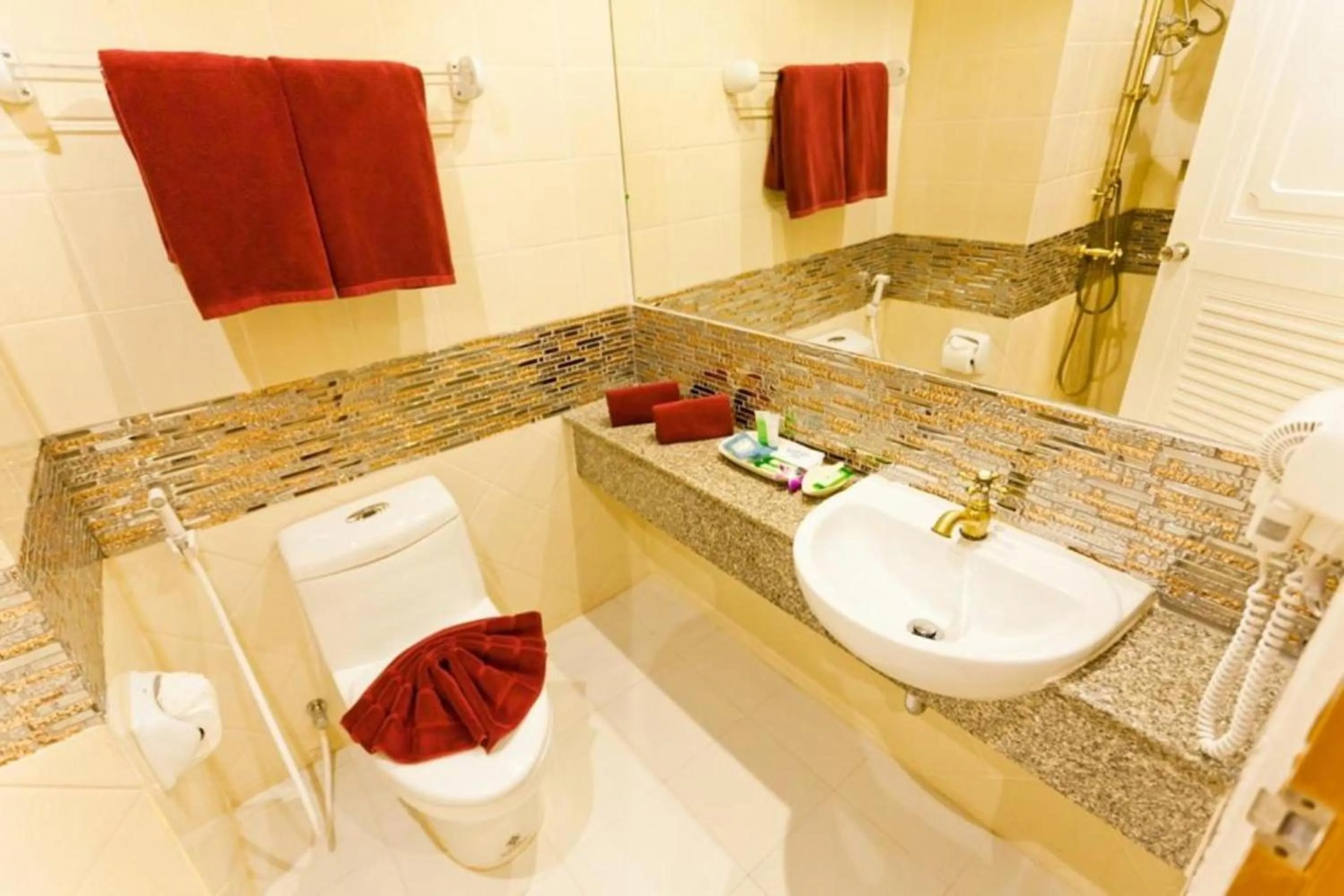 Bathroom in Anda Beachside Hotel