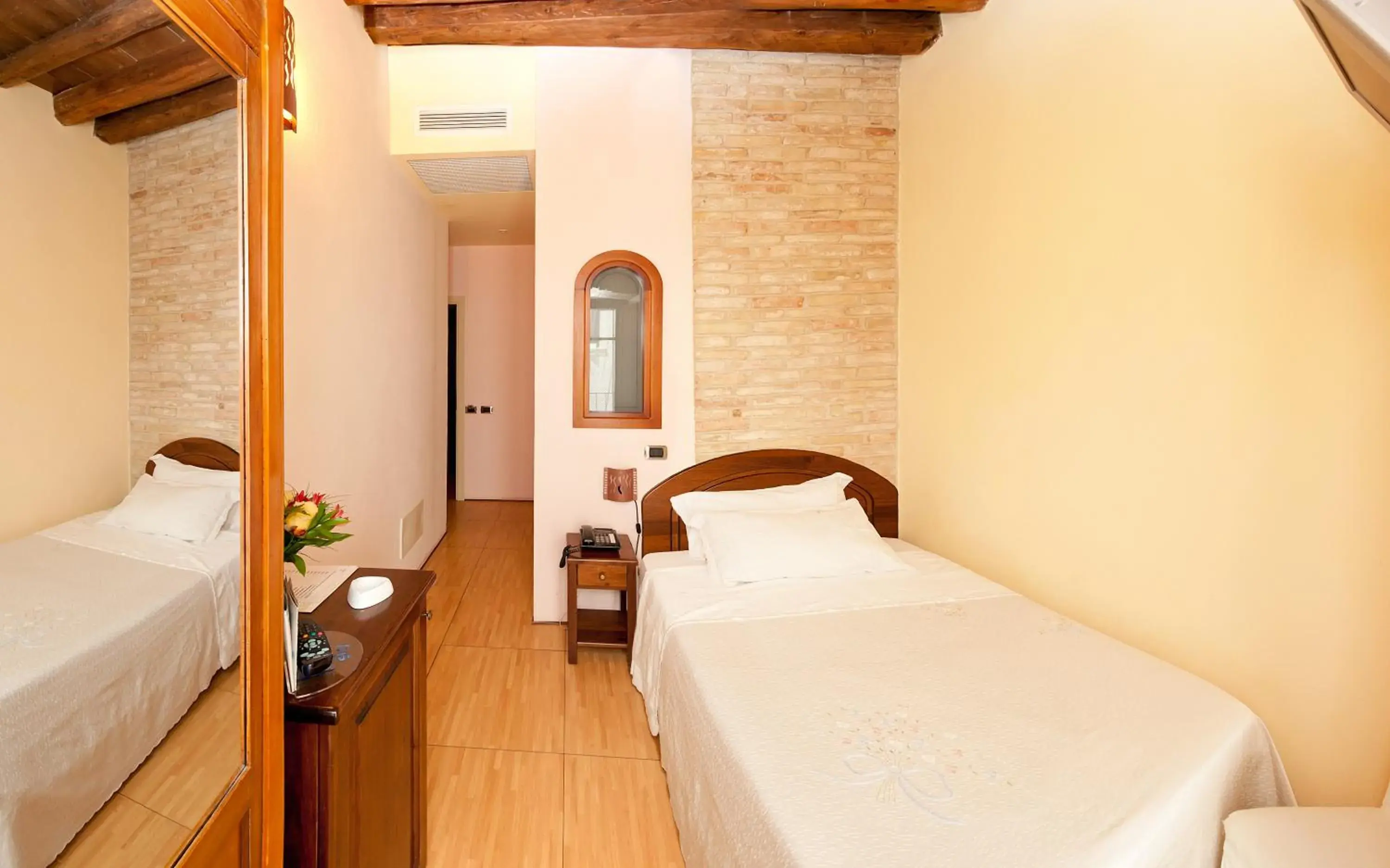 Economy Double Room With Small Double Bed in Sa Domu Cheta Economy Double Room With Small Double Bed in Sa Domu Cheta