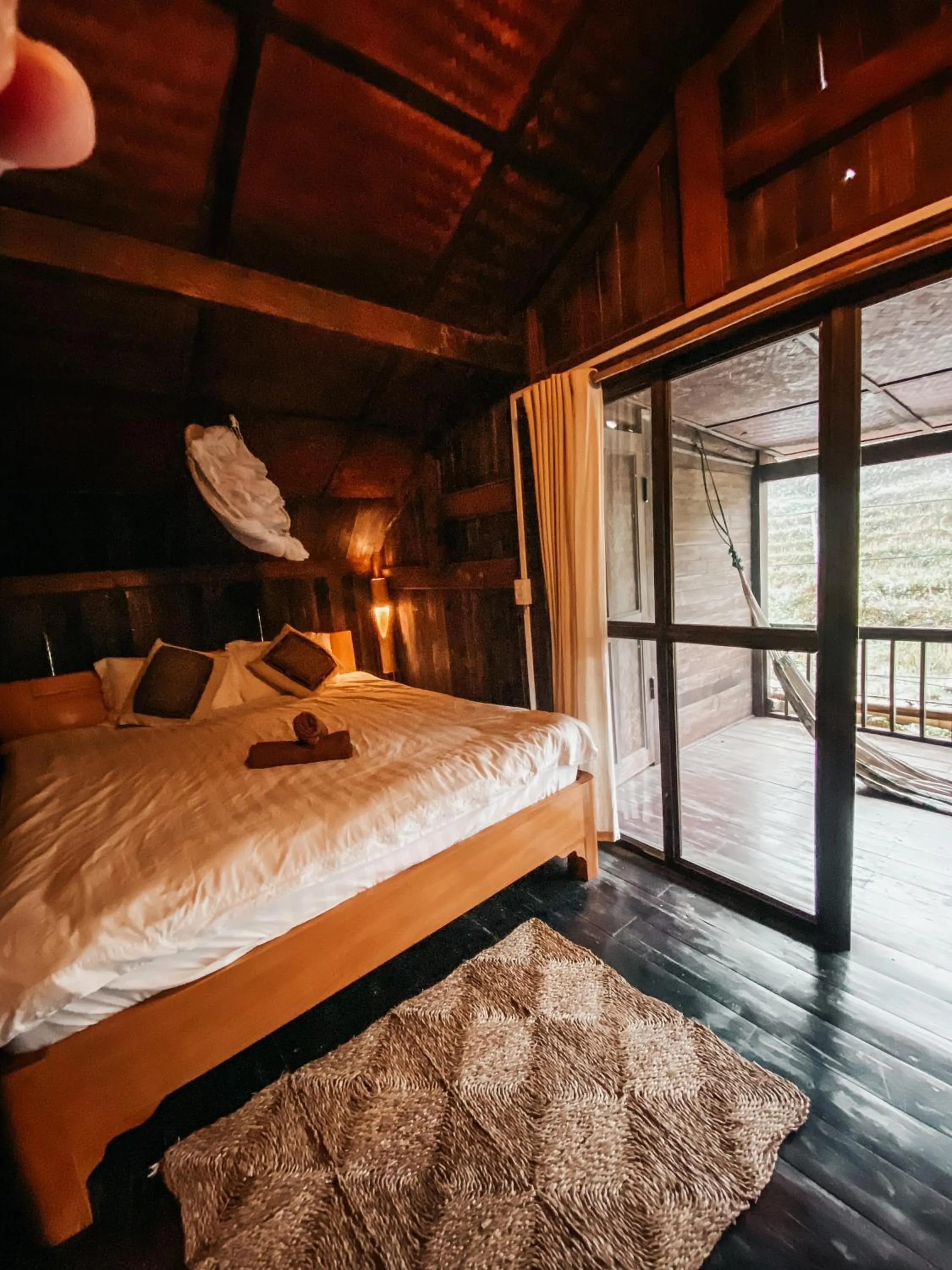 Bed in Luckydaisy Buffalo House