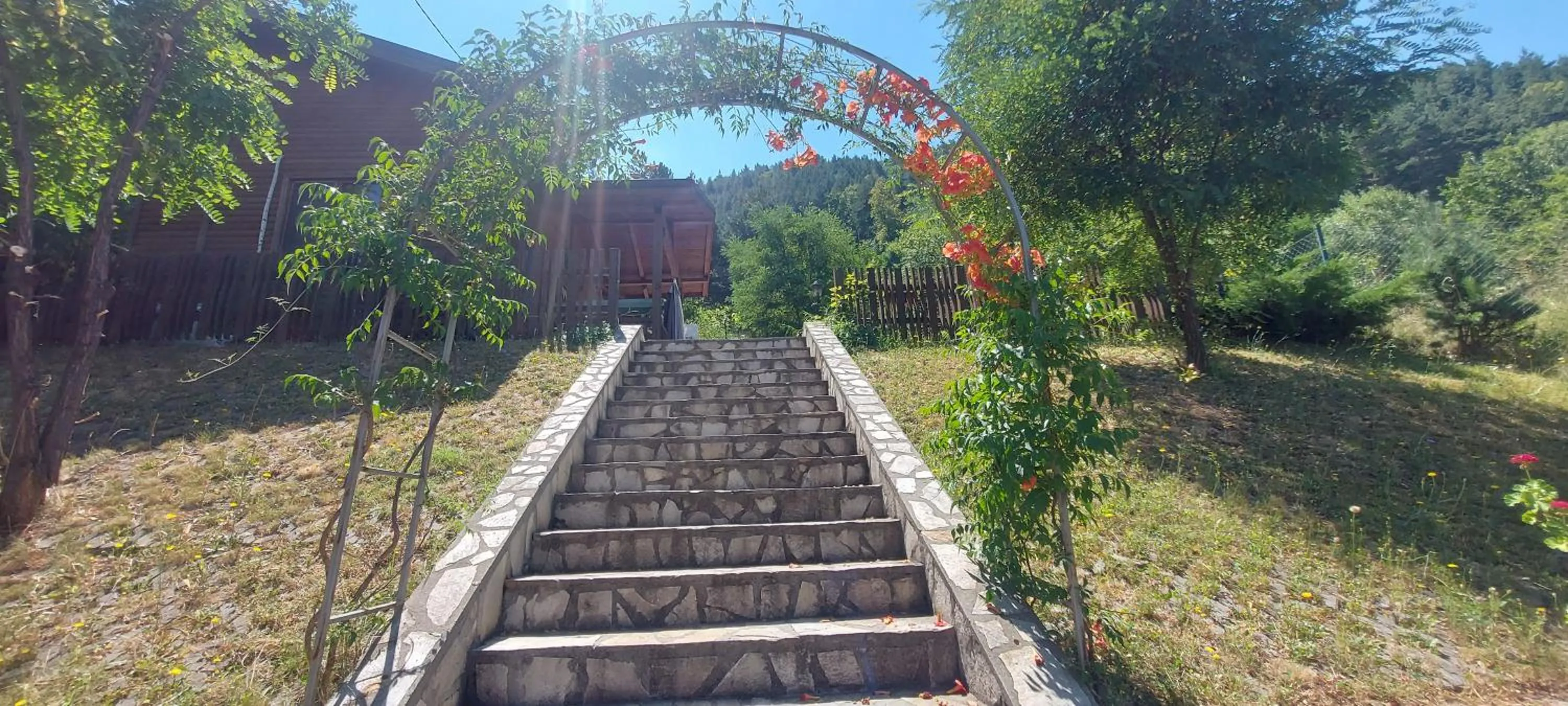 Patio in Mini Complex Rilski Terasi