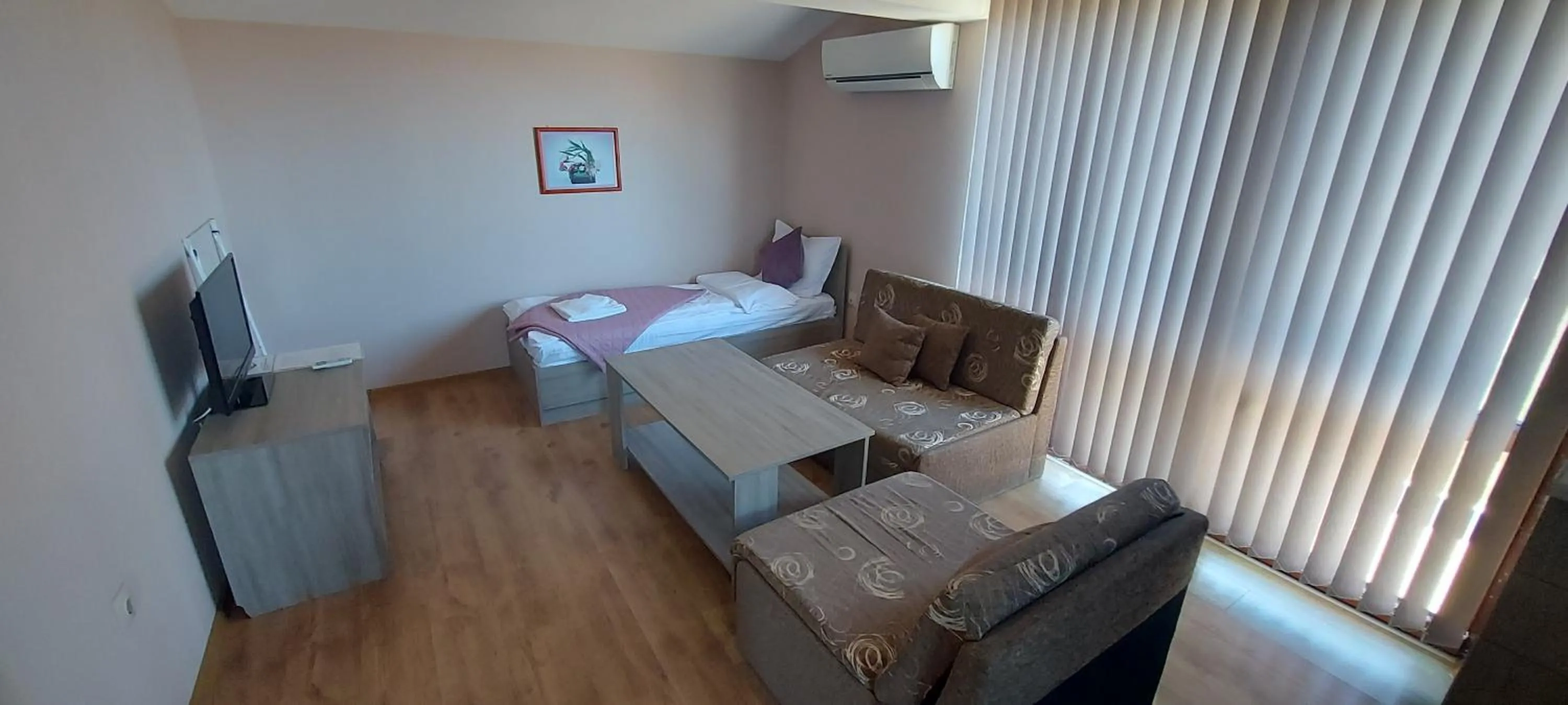 Bed in Mini Complex Rilski Terasi