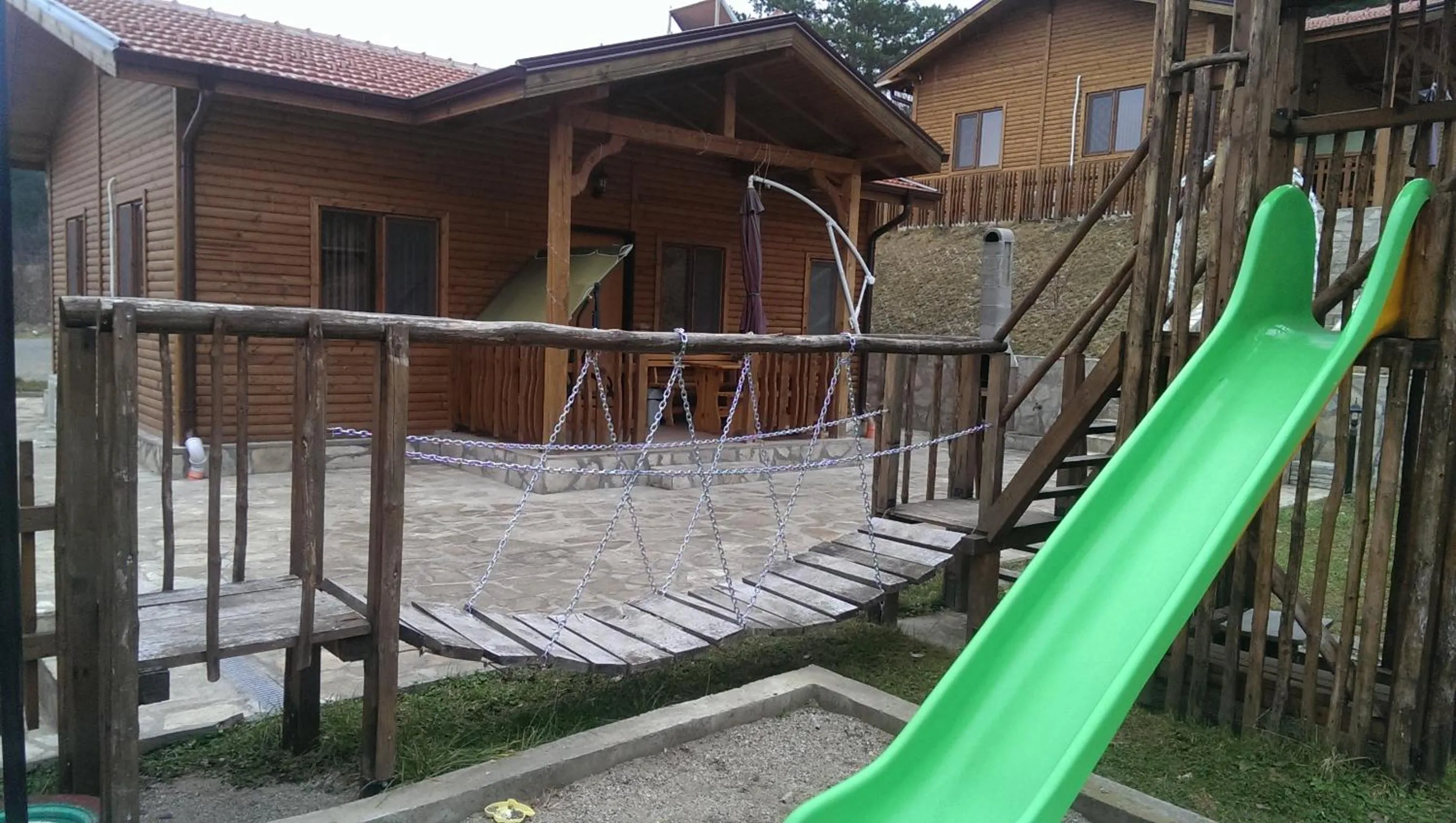 Patio in Mini Complex Rilski Terasi