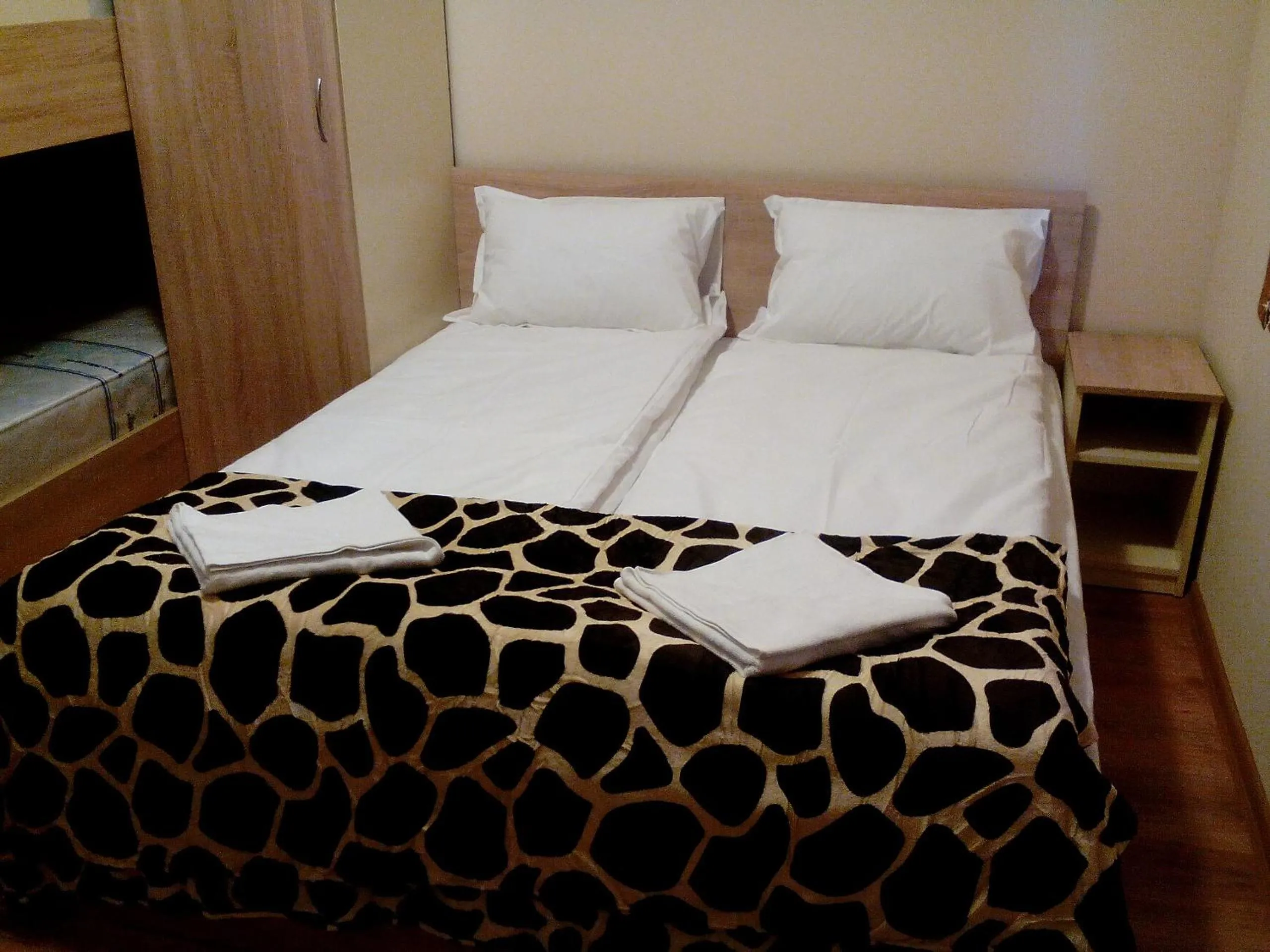 Bedroom, Bed in Mini Complex Rilski Terasi