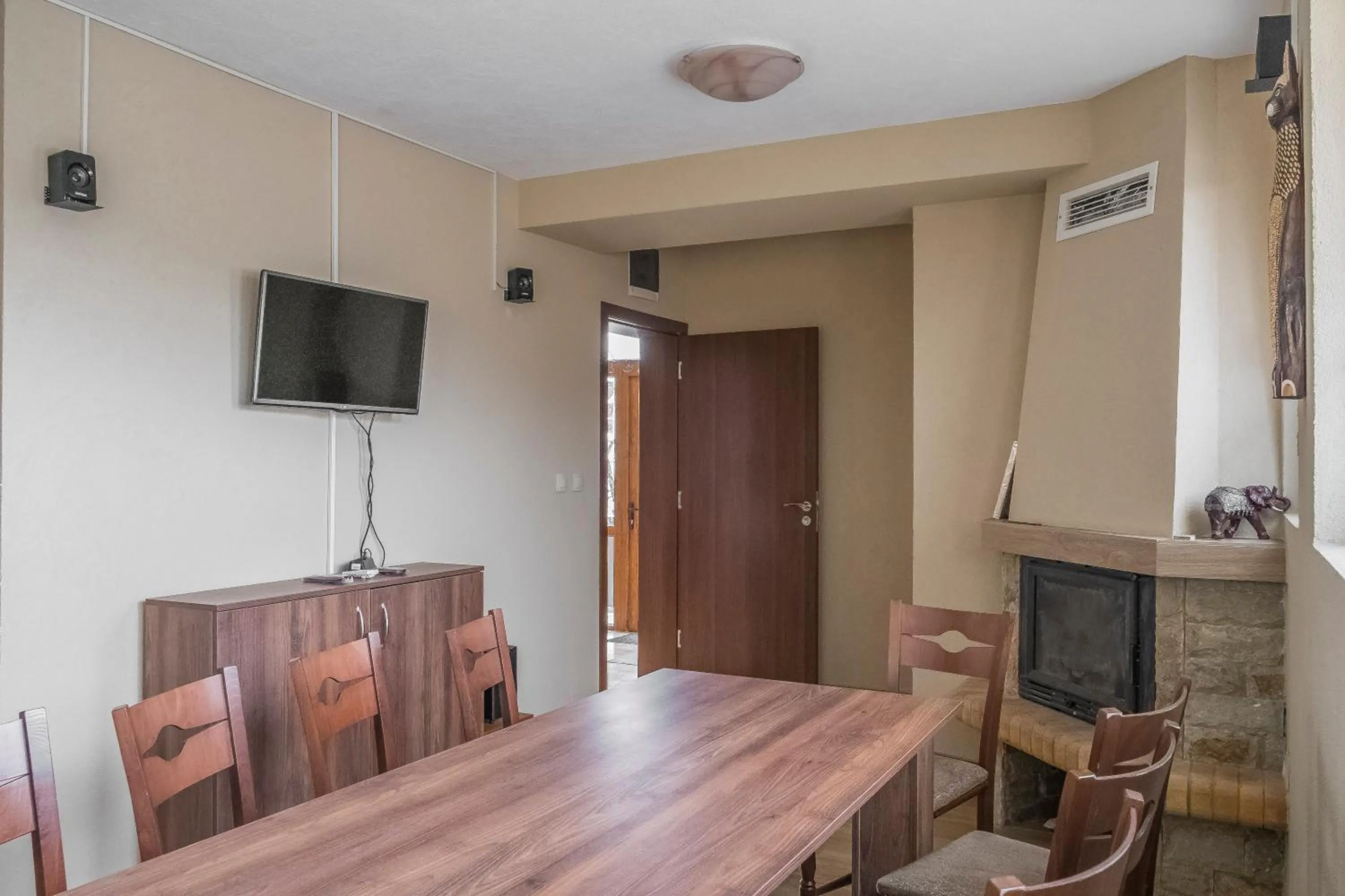Dining area in Mini Complex Rilski Terasi