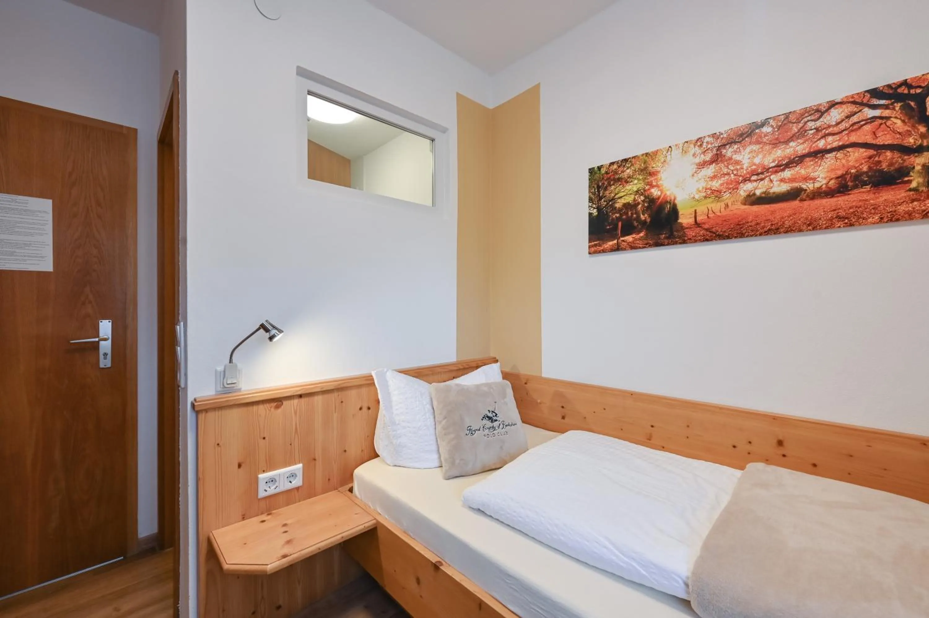 Bed in Pension Freiheit