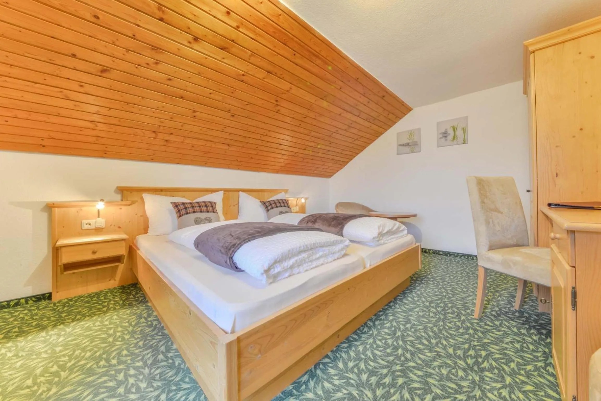 Bed in Pension Freiheit