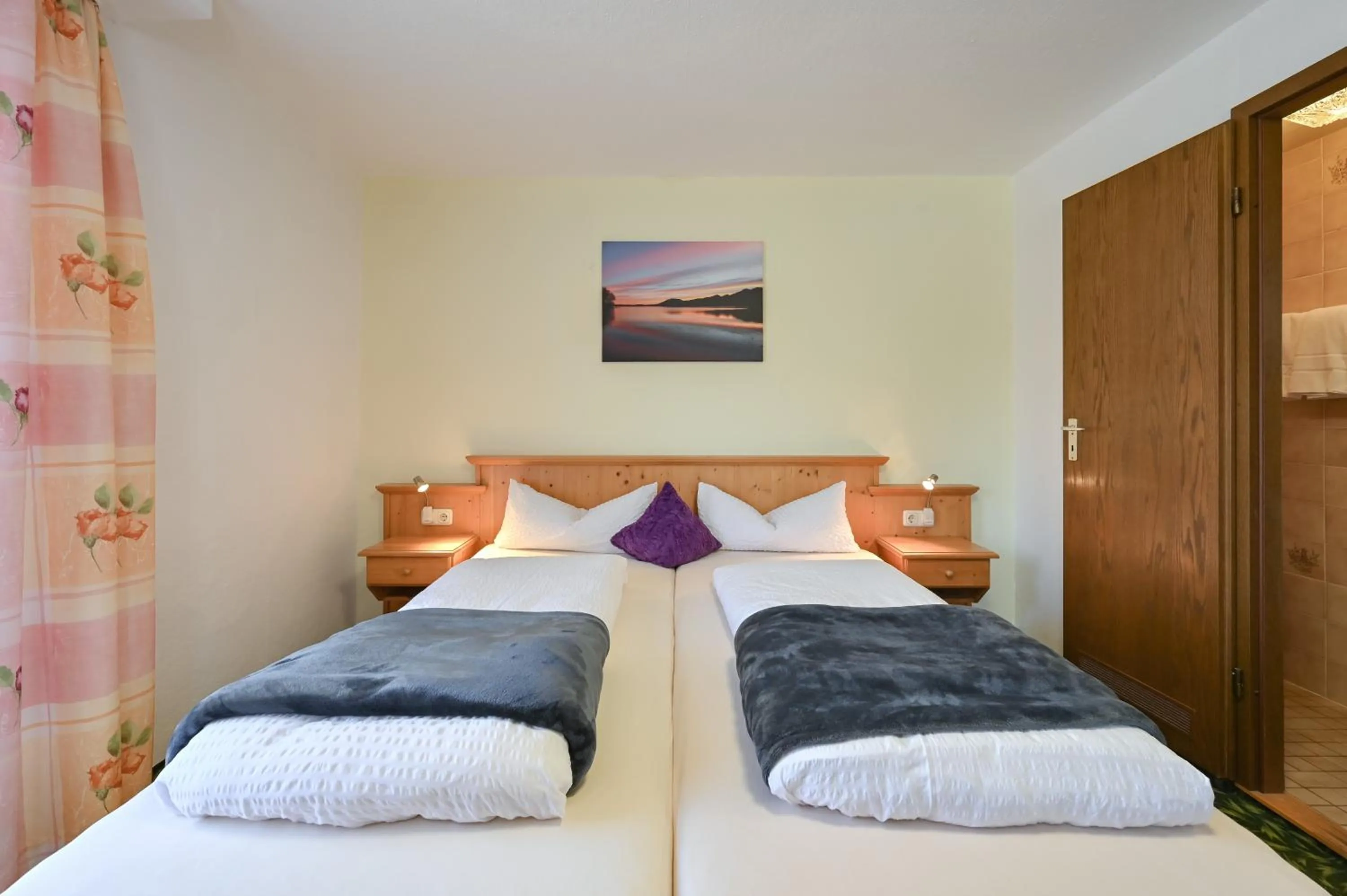 Bed in Pension Freiheit