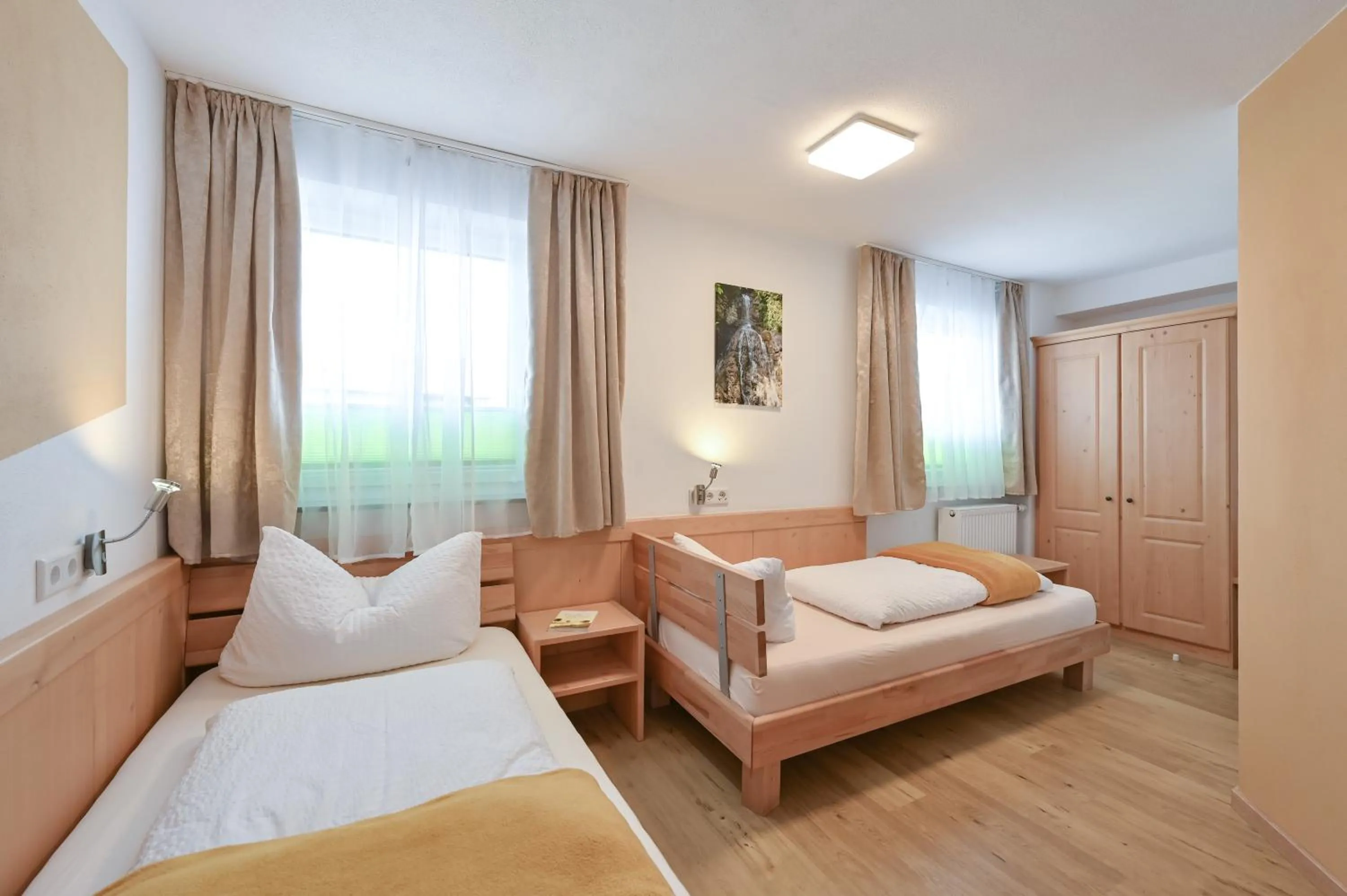 Bed in Pension Freiheit