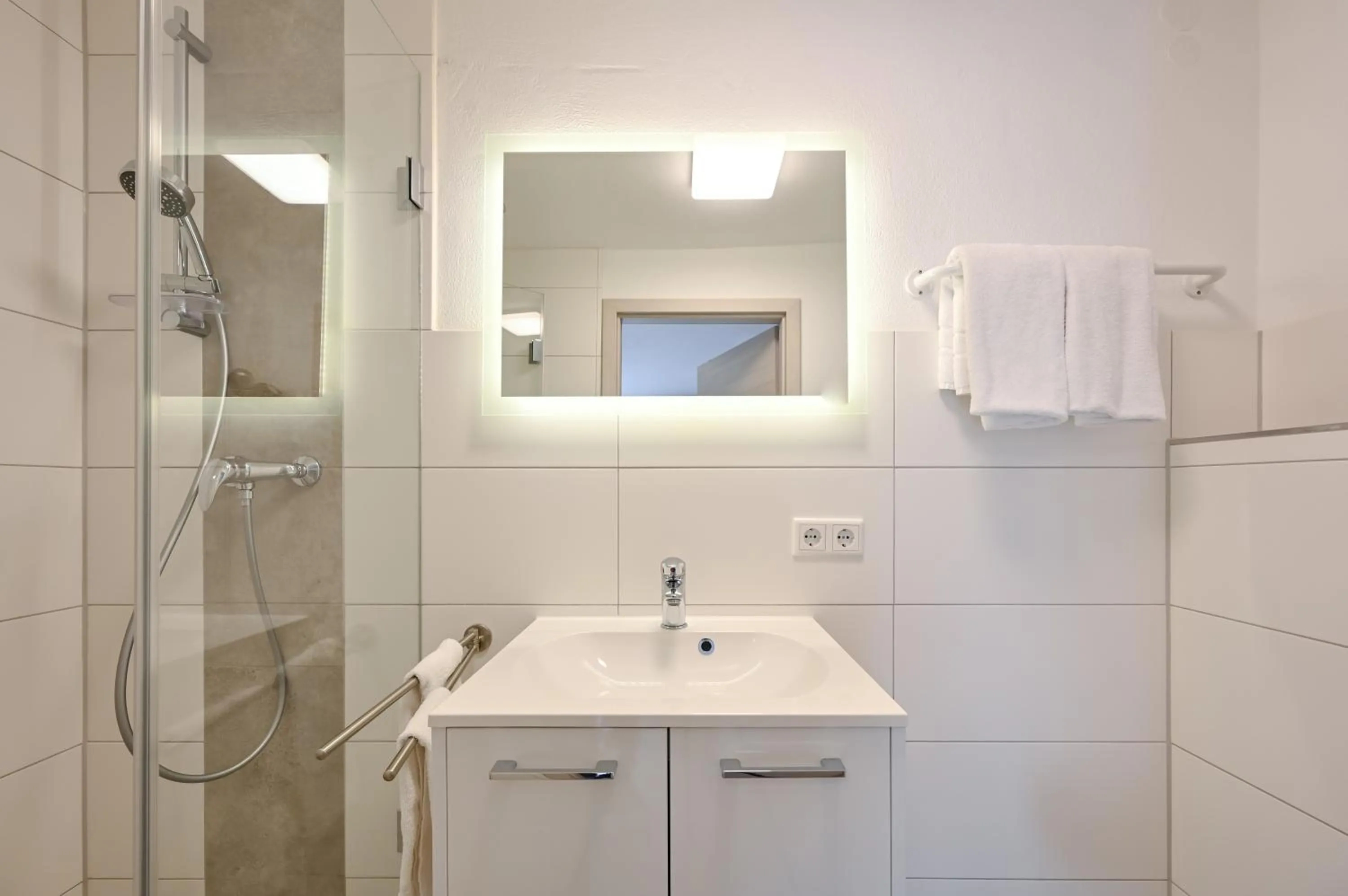 Shower in Pension Freiheit