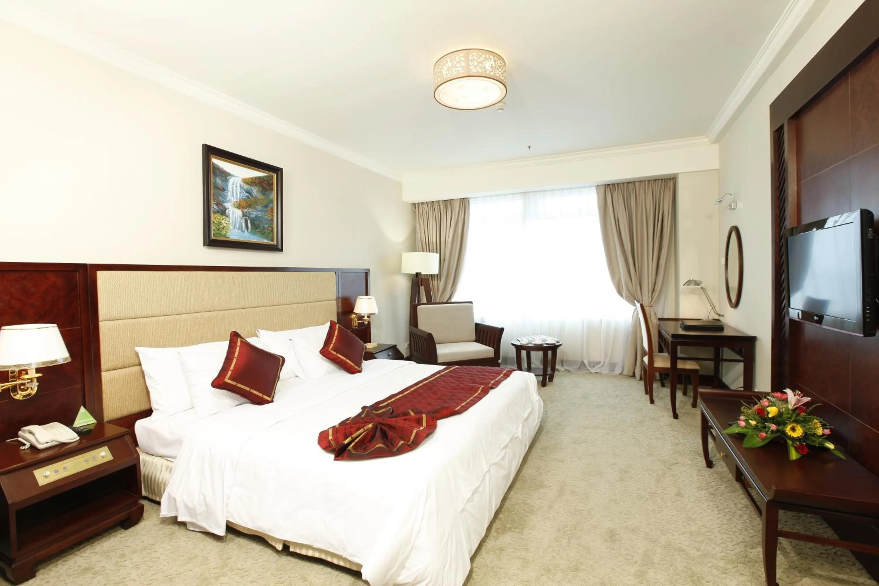 Bed in Majestic Mong Cai Hotel