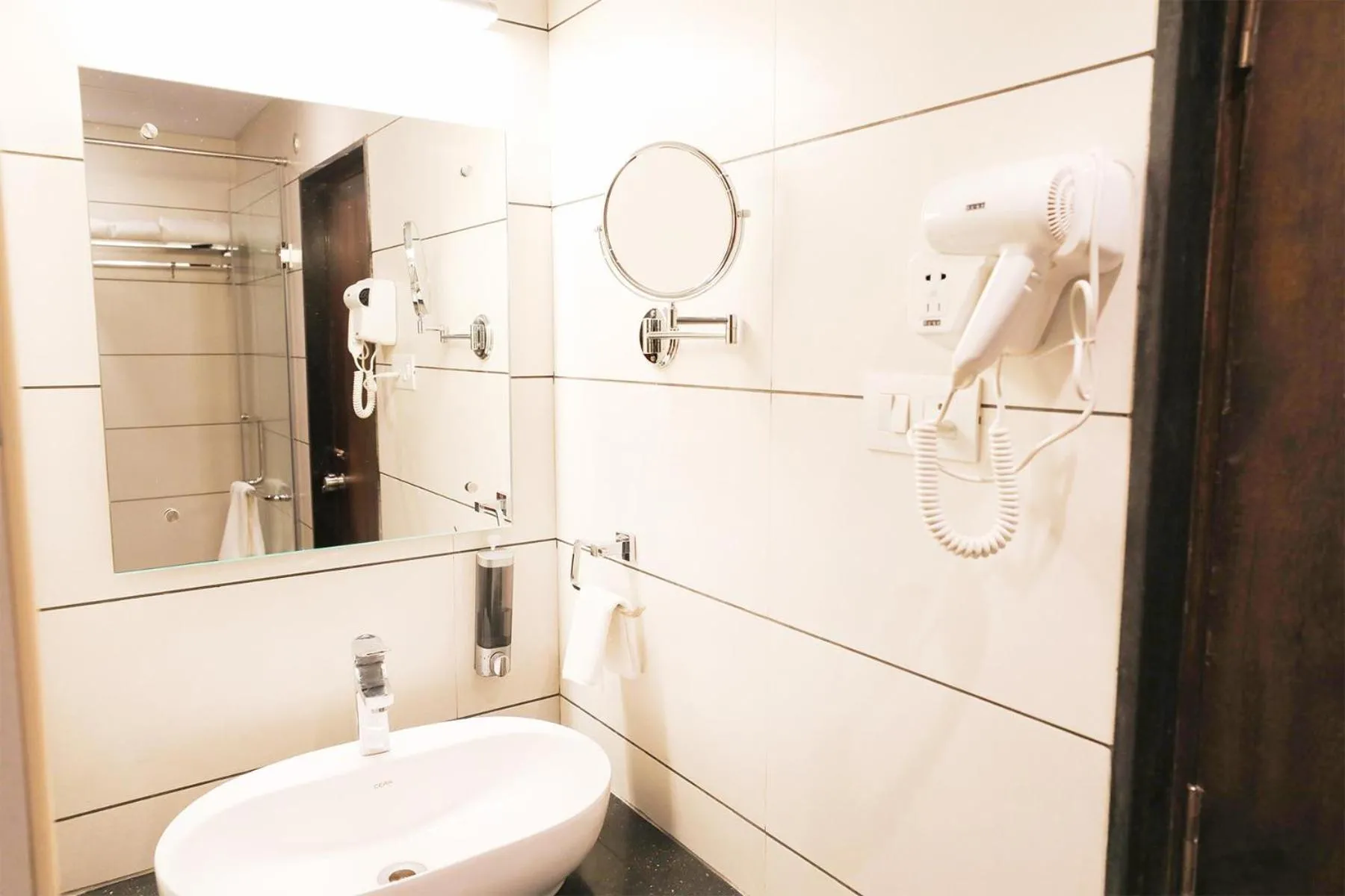 Shower in The White Pearl Suites
