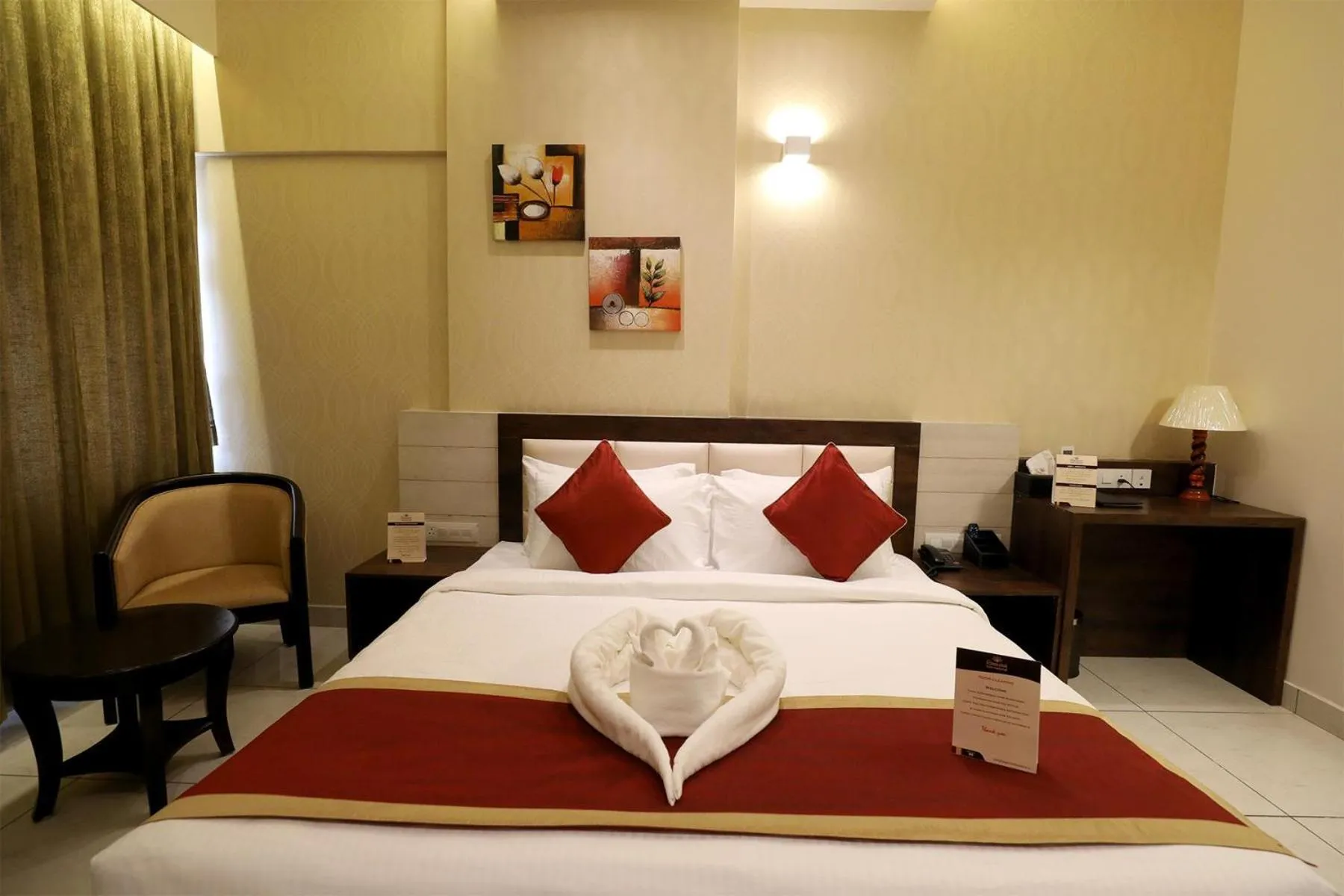 Bed in The White Pearl Suites