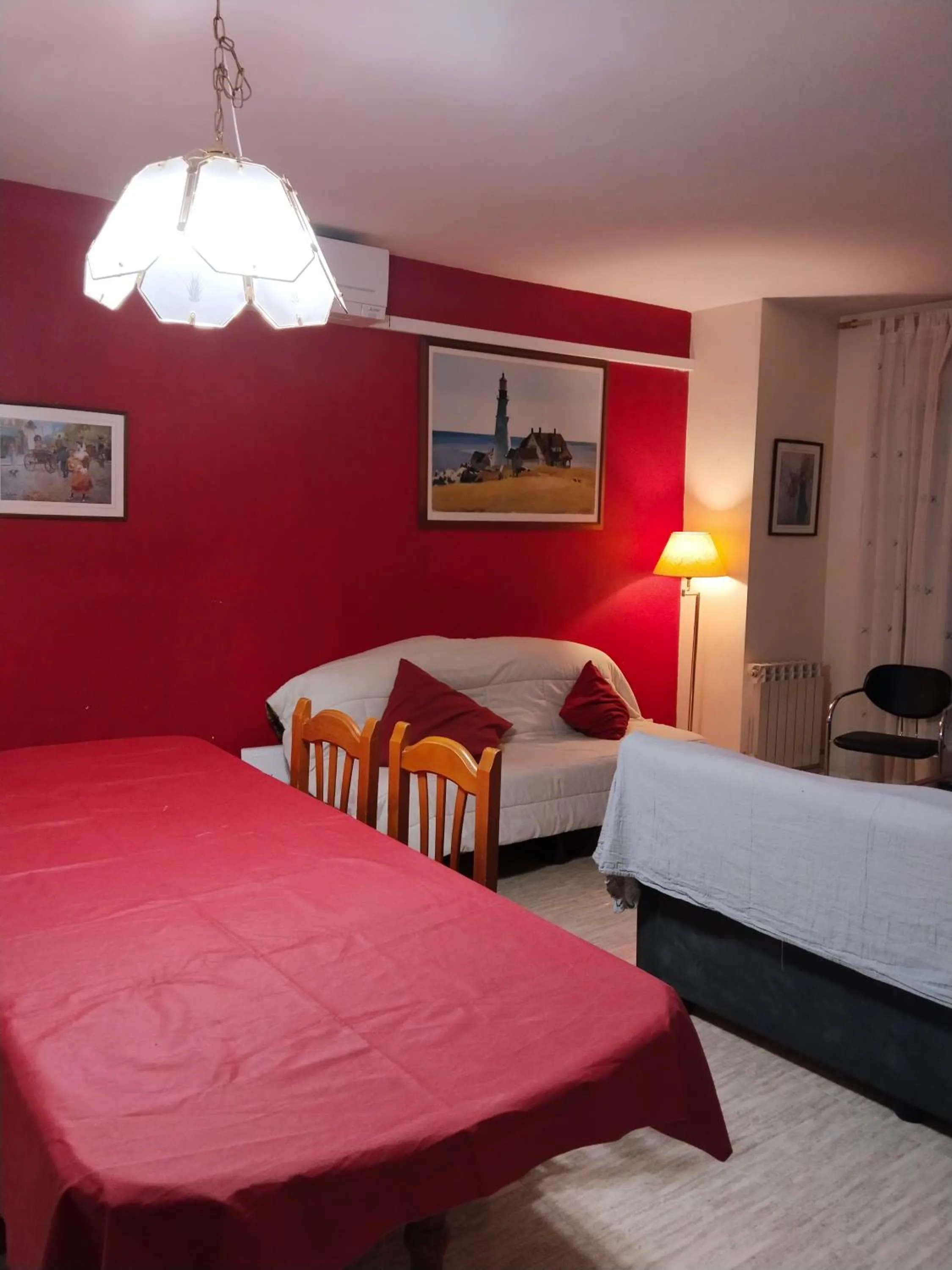 Apartament Fira