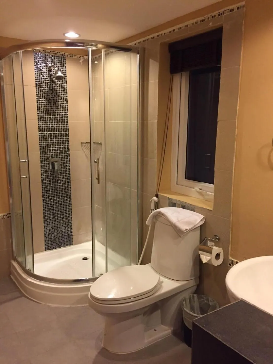 Arcadia Maephim Serviced Apartments