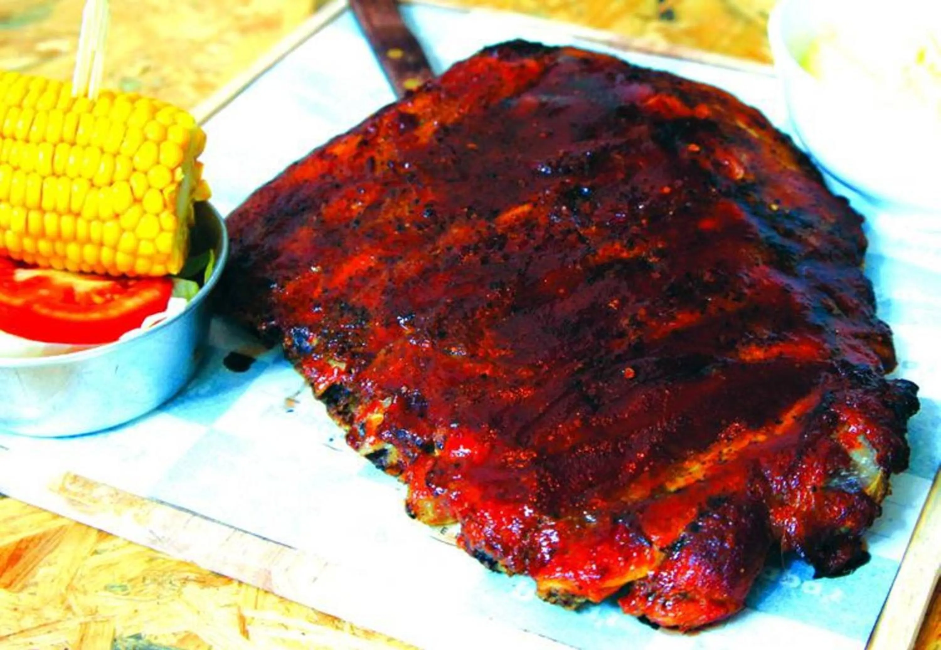 Restaurant/places to eat in Arcadia Maephim Serviced Apartments