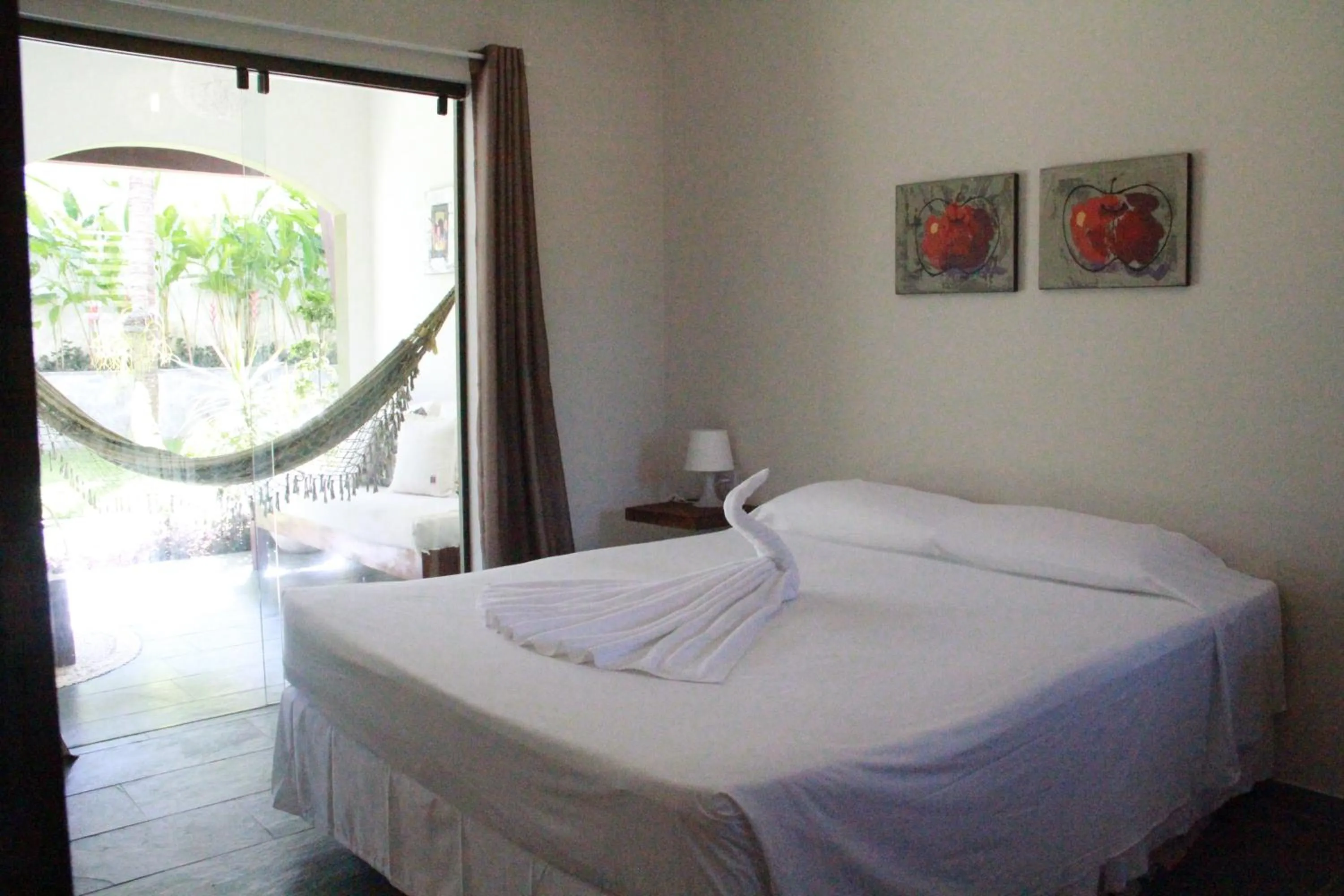 Bedroom, Bed in Flor da Mata