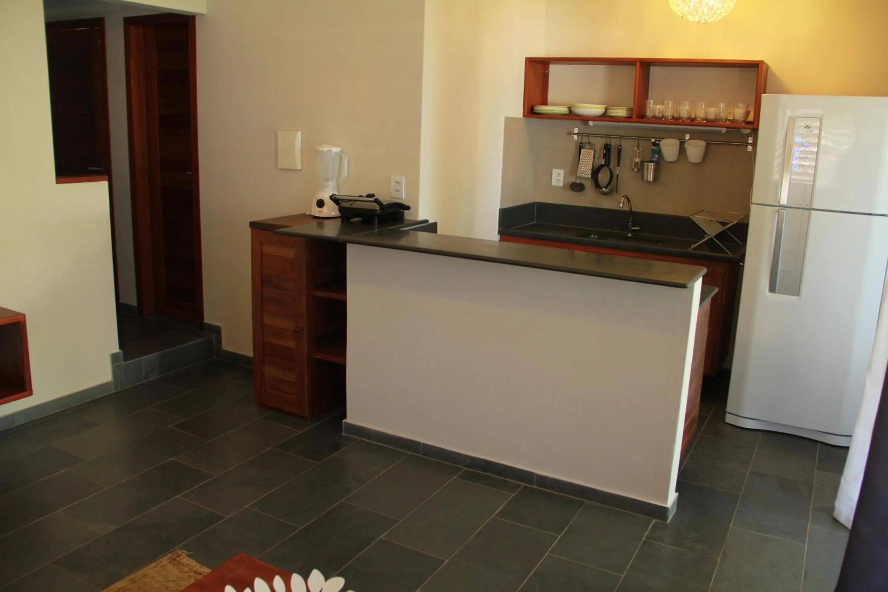 Kitchen or kitchenette in Flor da Mata