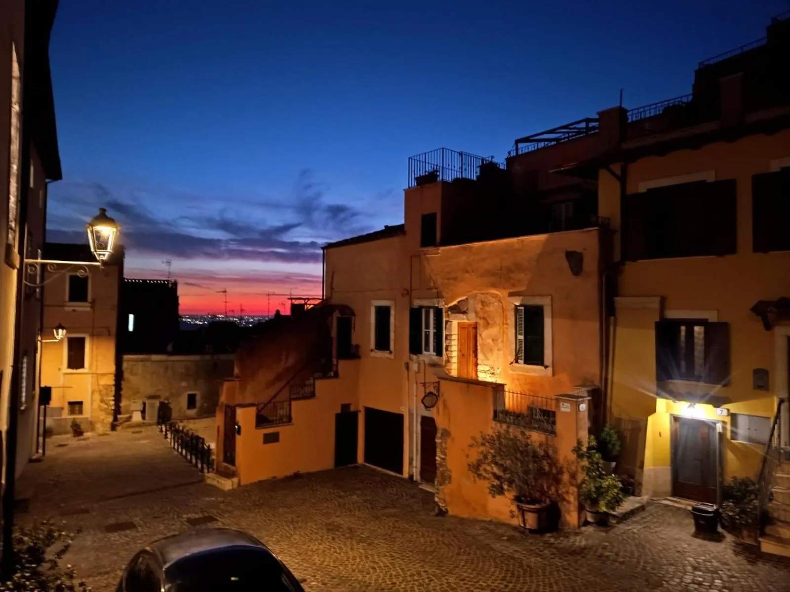 Property building in Le Stanze d'Ercole