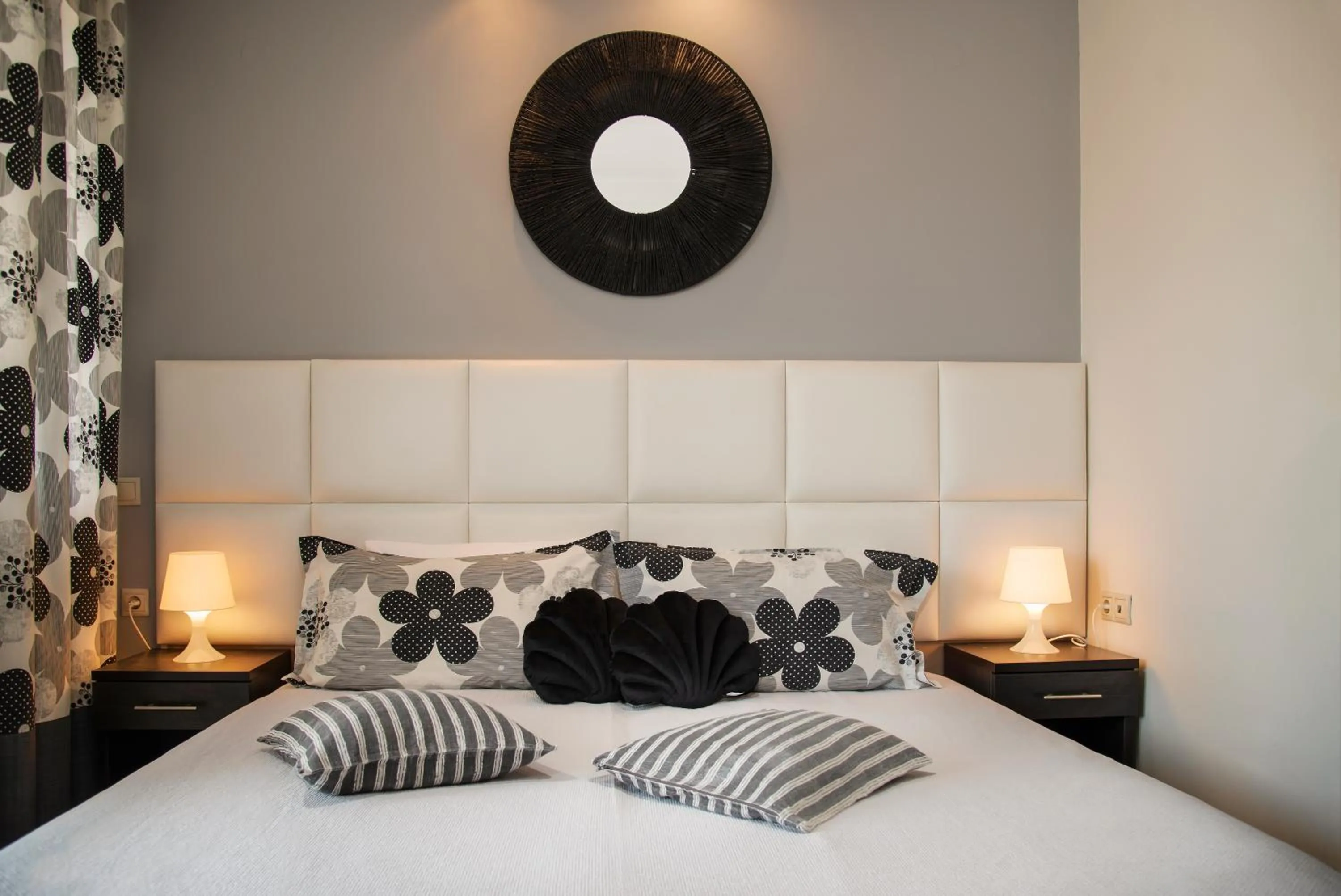 Bed in Aqua Mare Hotel