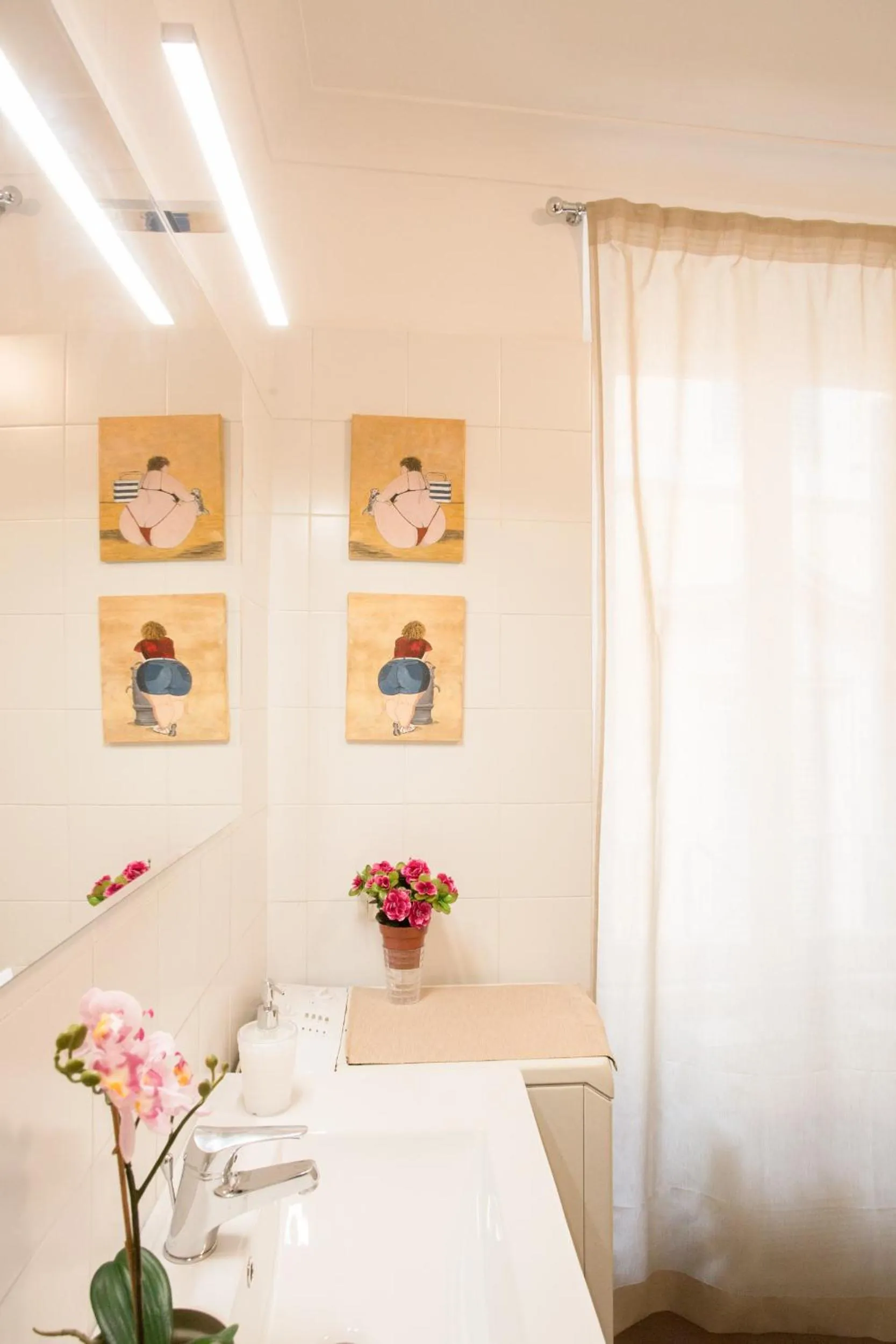 Bathroom, Bed in Polacchi 42 Apartment