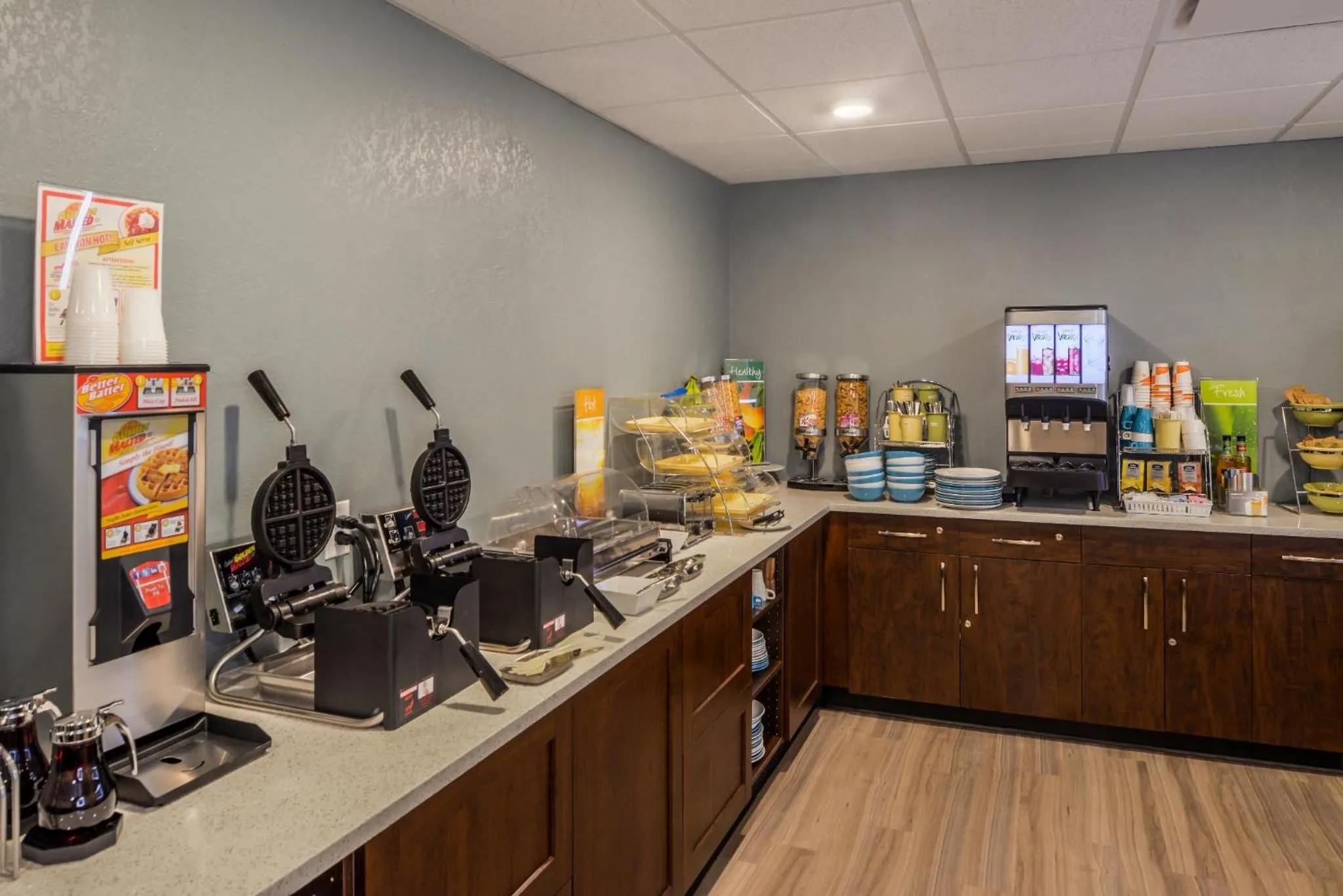 Coffee/tea facilities in Quality Inn and Suites