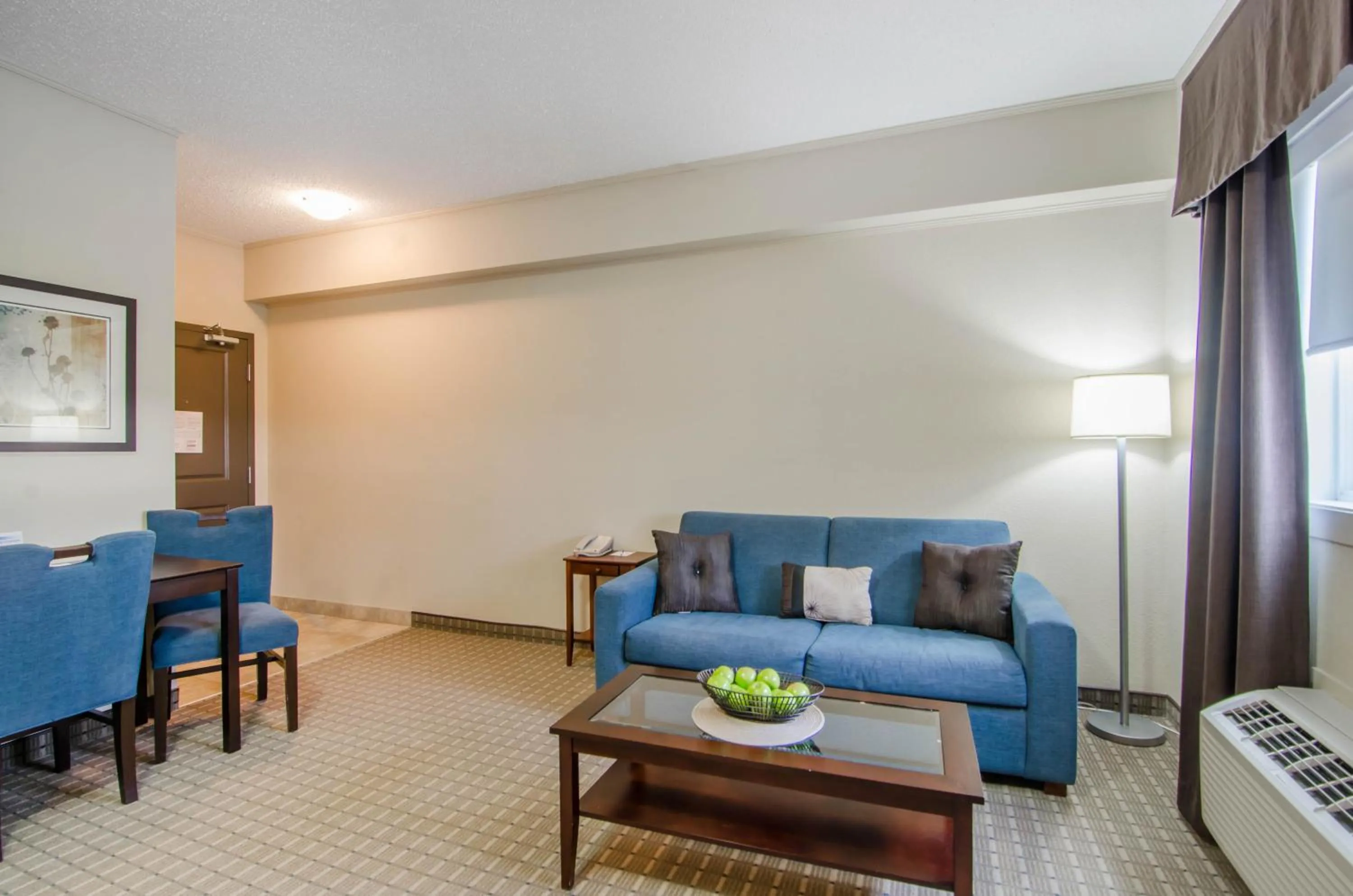 Living room, Seating Area in Quality Inn and Suites
