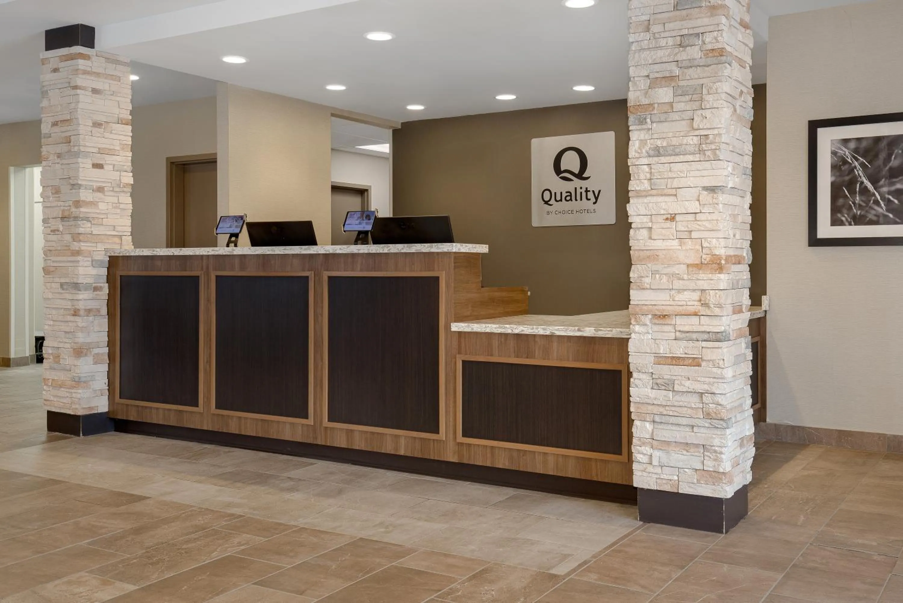 Lobby or reception in Quality Inn & Suites Kingston