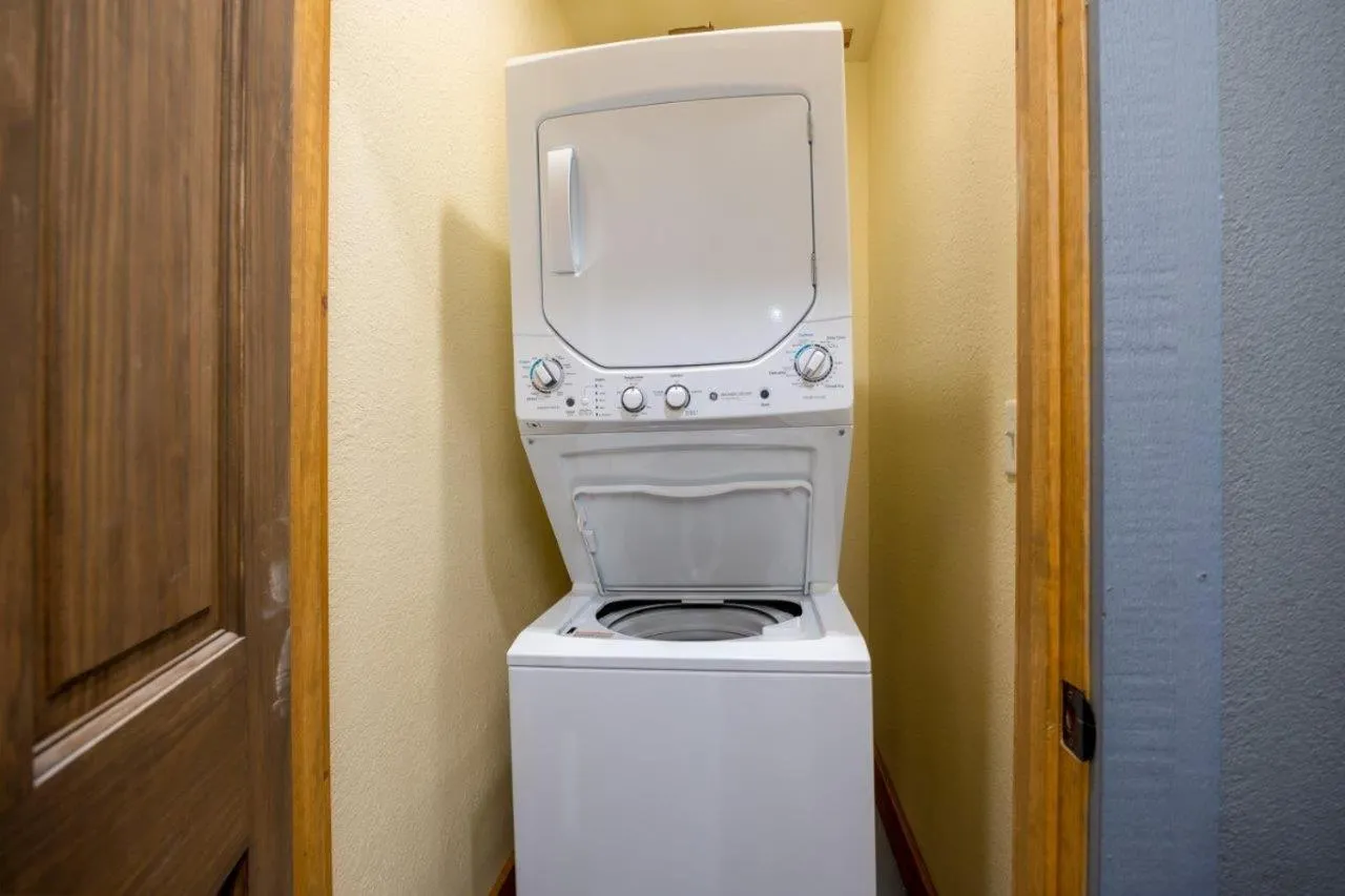 laundry in Mountain Palace