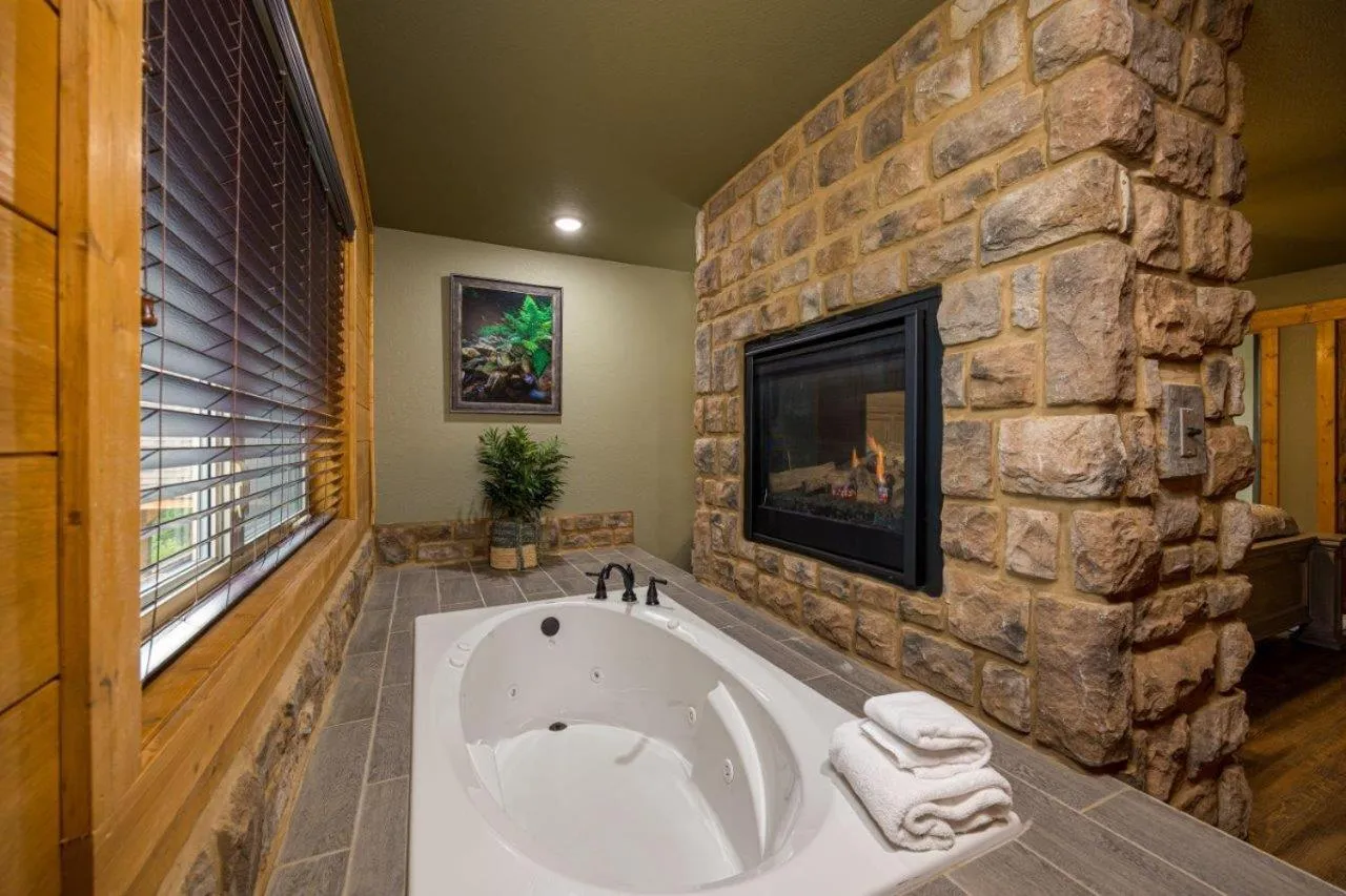 Bathroom in Mountain Palace