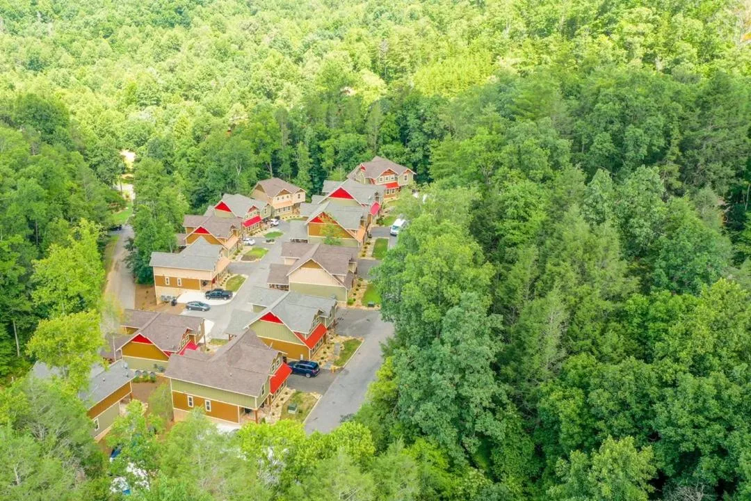 Property building in Mountain Palace