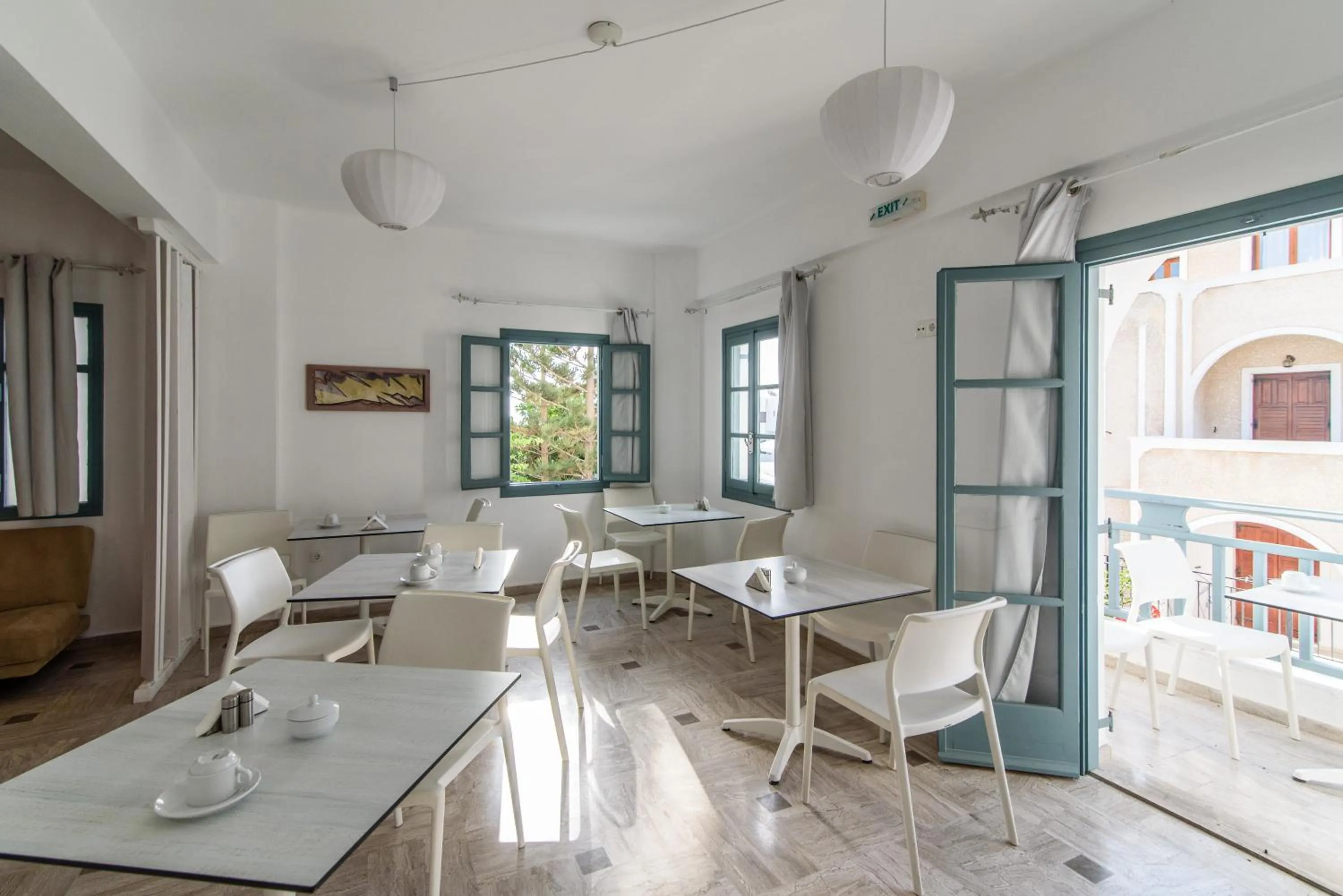 Lobby or reception in Iris Boutique Hotel