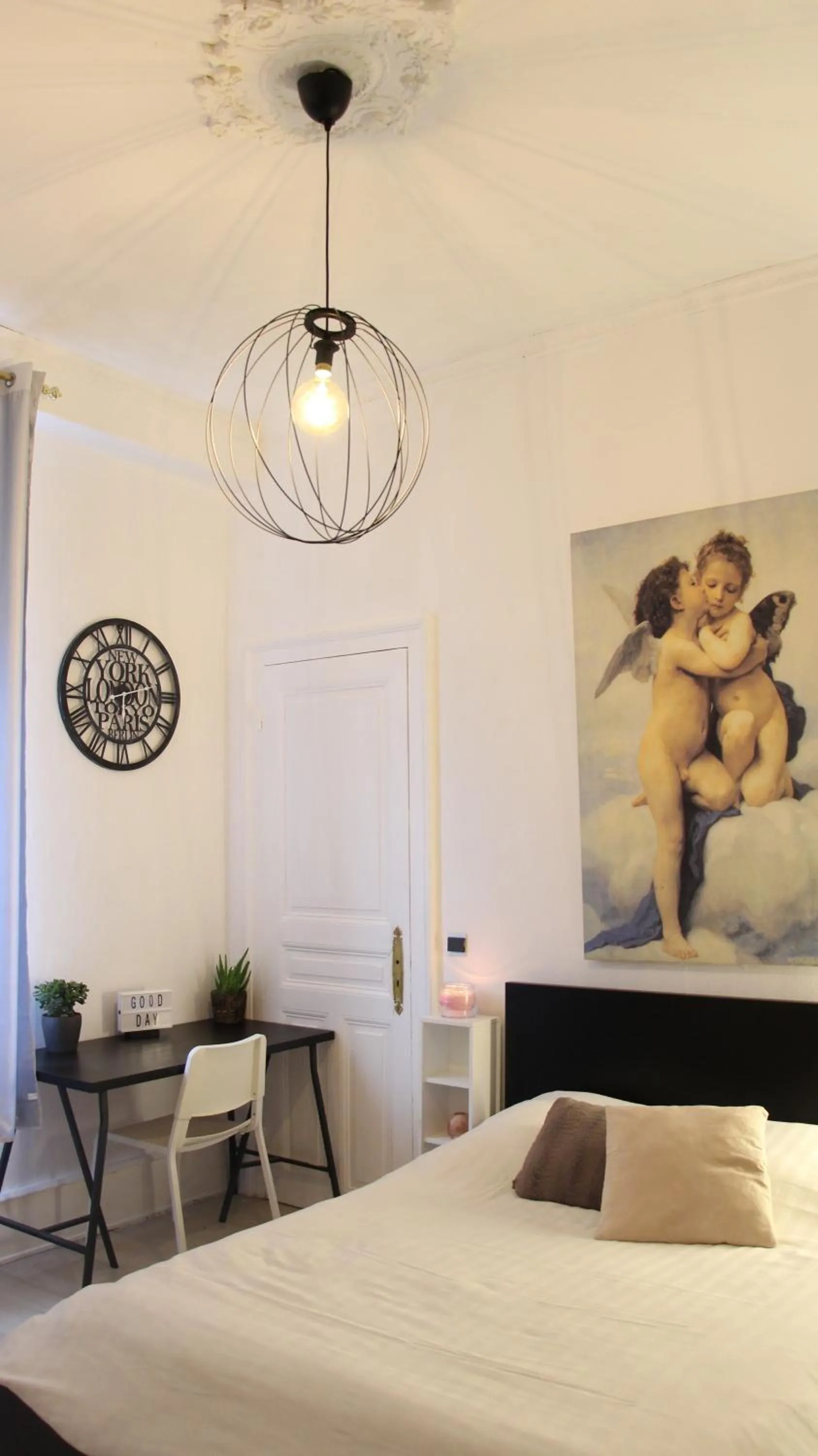 Photo of the whole room, Bed in Chambres Privatives Chez l'Habitant