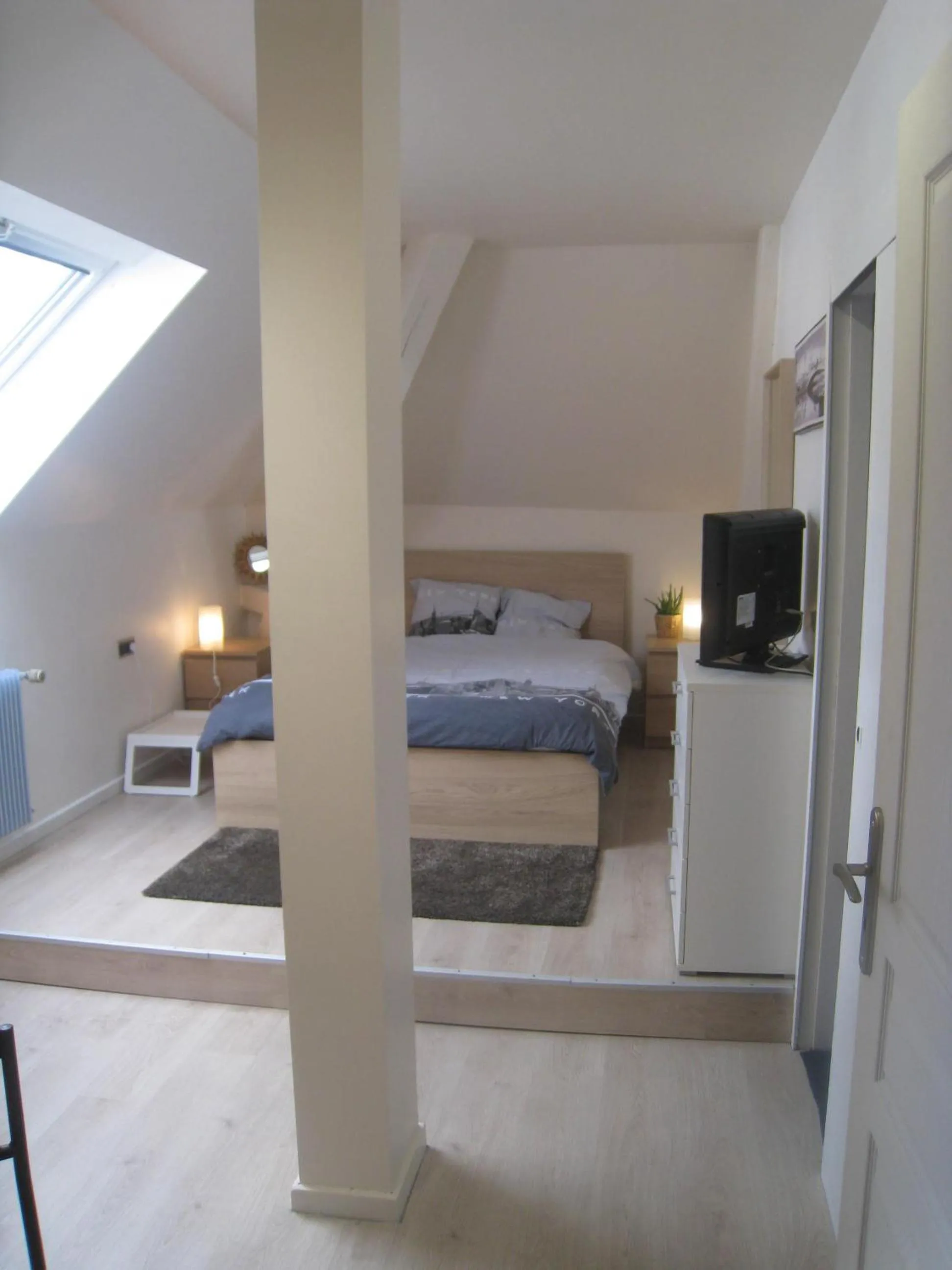 Photo of the whole room, Bed in Chambres Privatives Chez l'Habitant