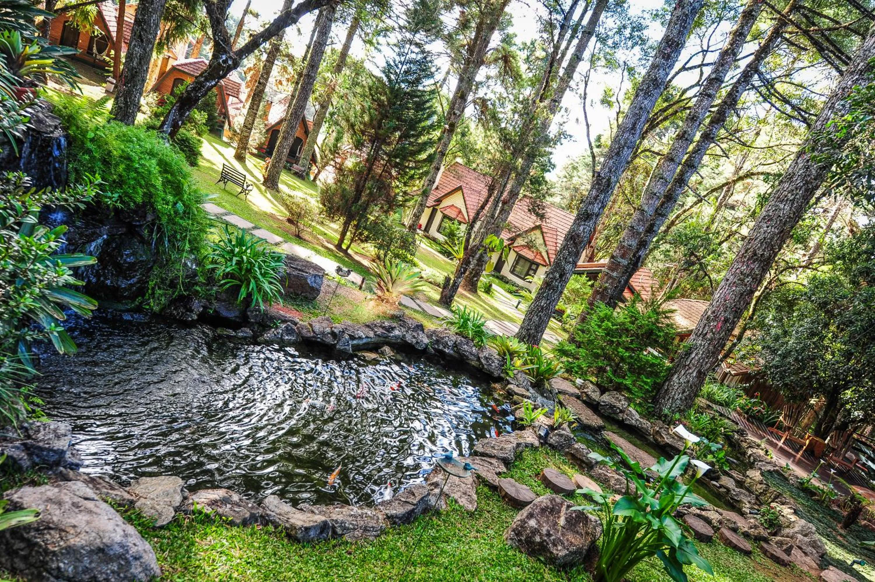 Lake view in Pousada & Spa Cantos e Contos