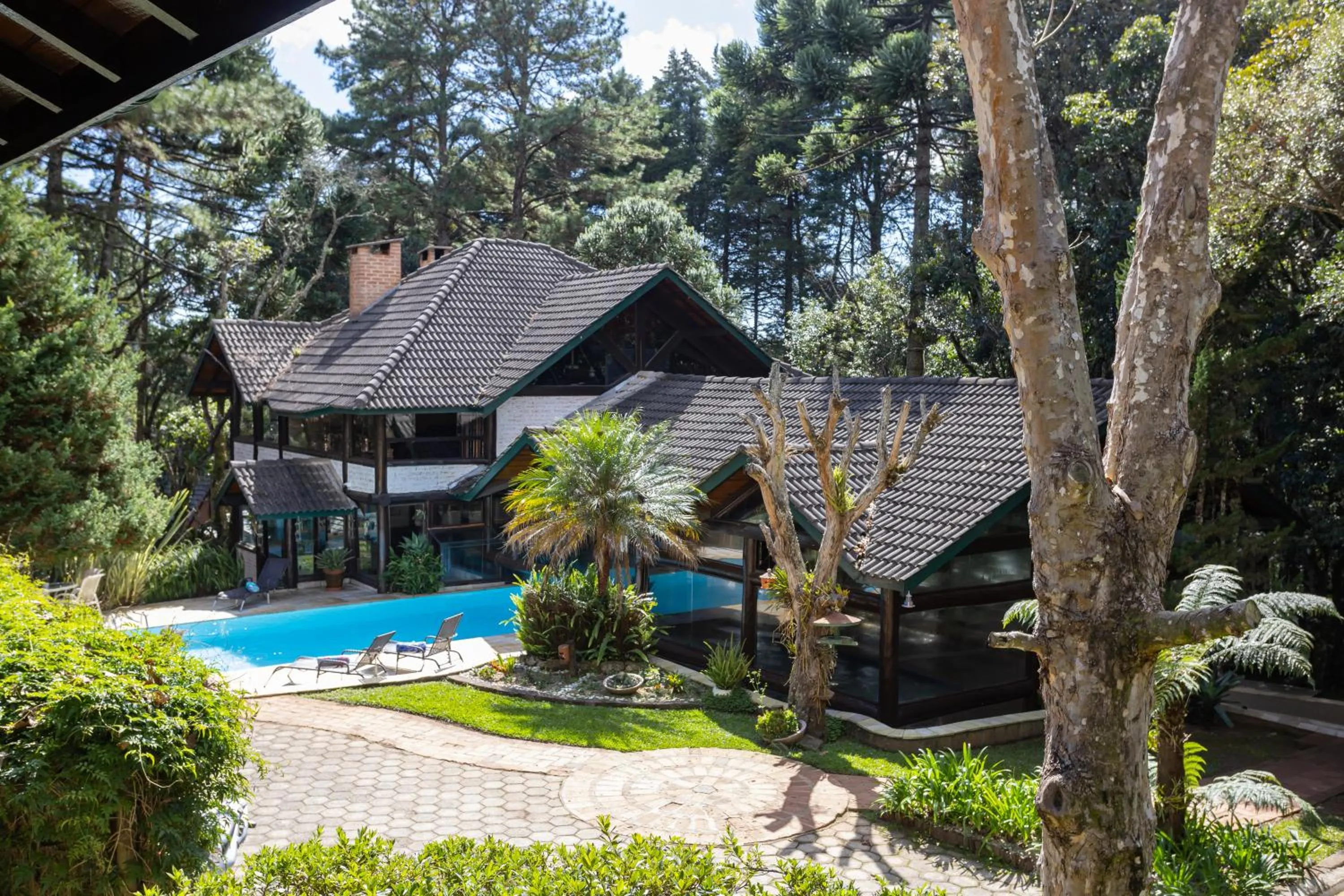 Property building in Pousada & Spa Cantos e Contos