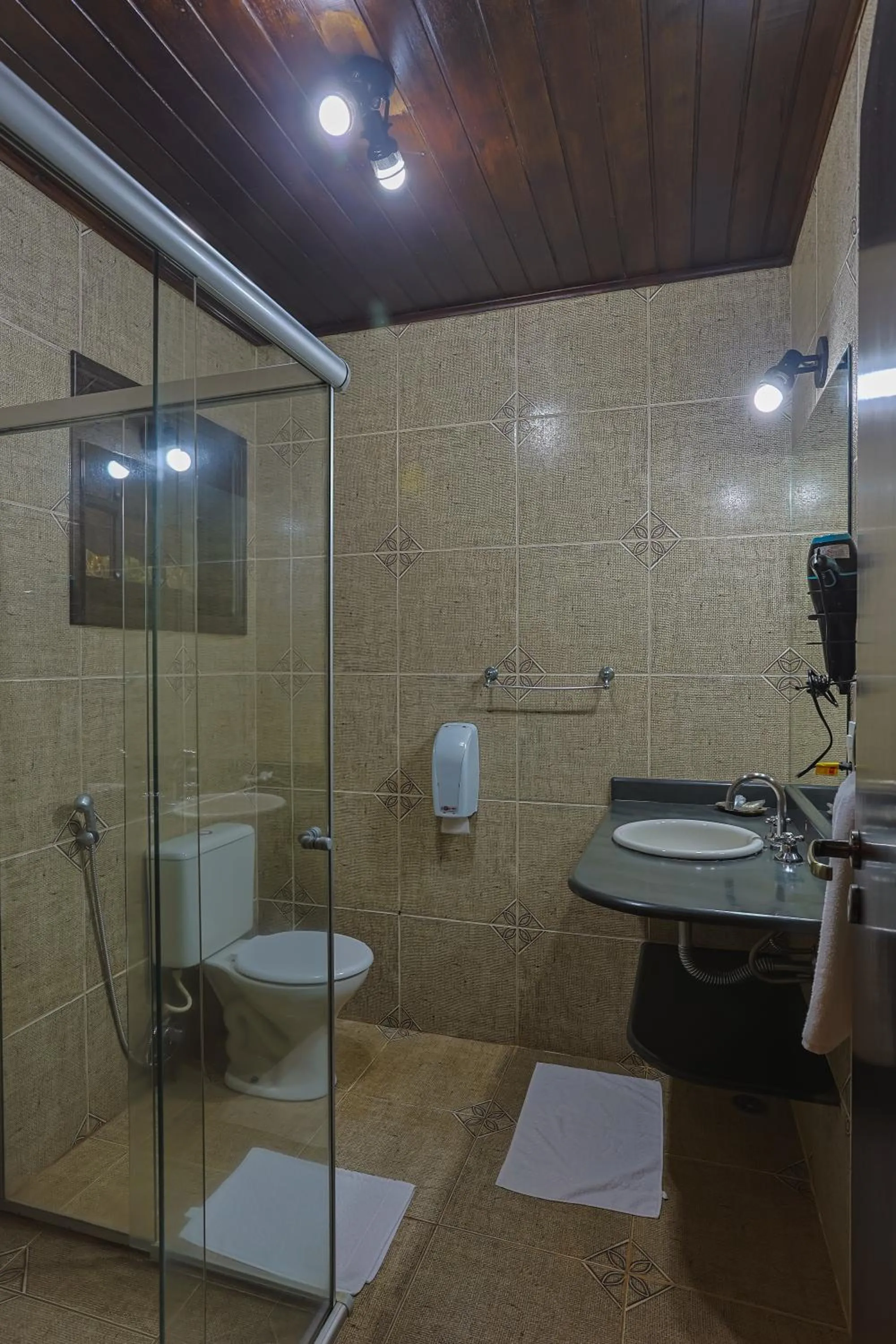 Bathroom in Pousada & Spa Cantos e Contos