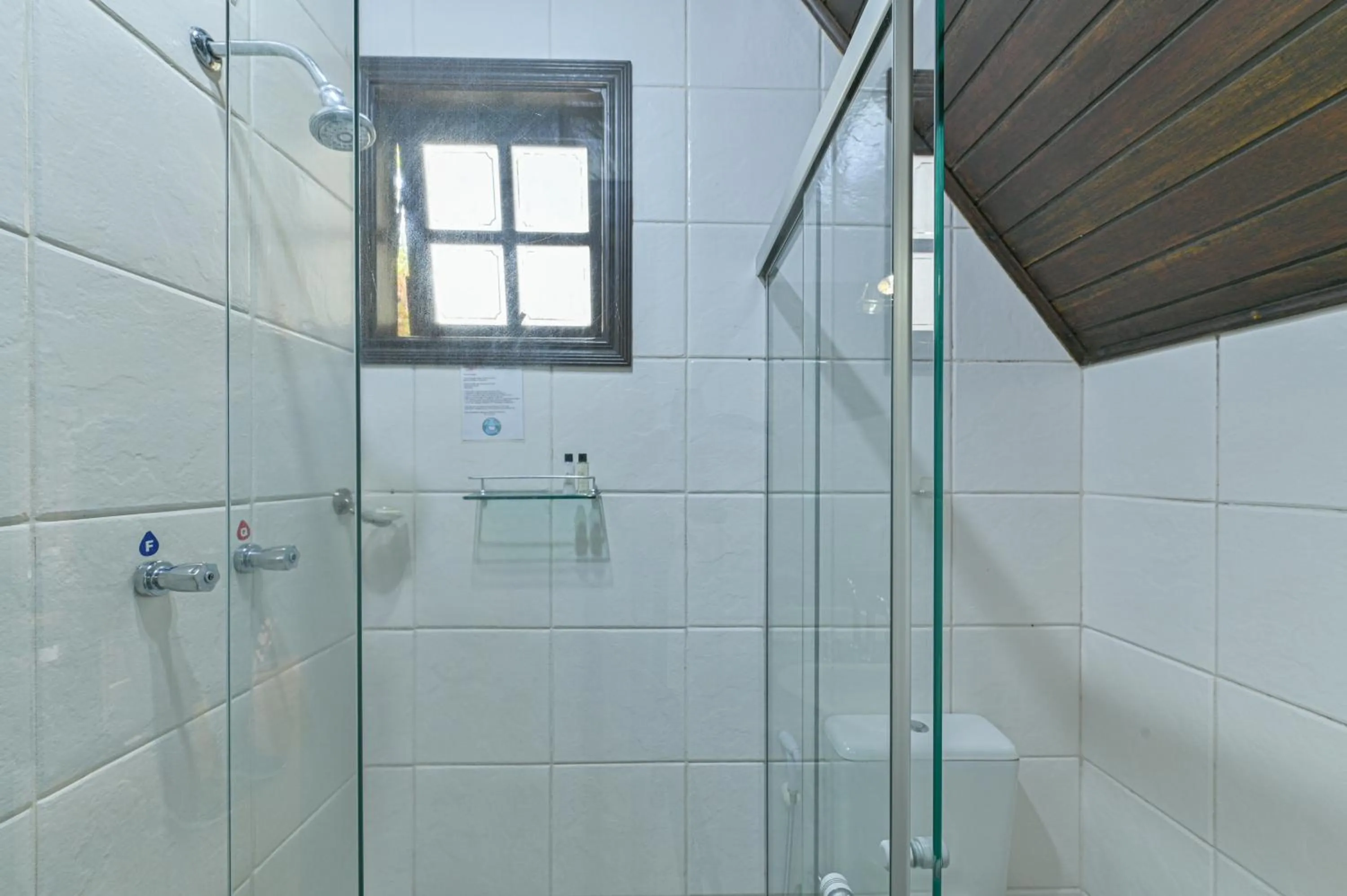 Bathroom in Pousada & Spa Cantos e Contos