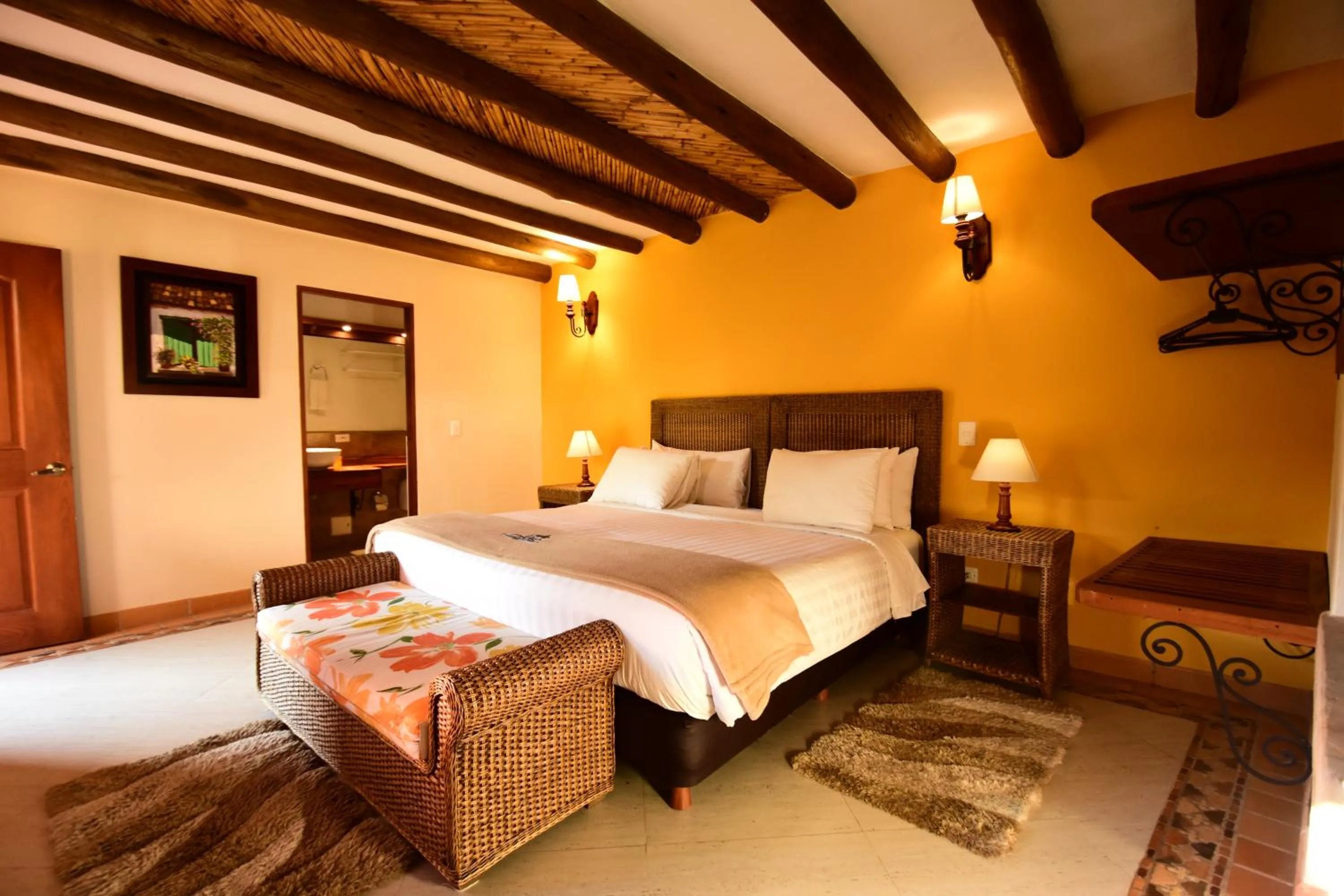 Bed in Hotel Campanario de la Villa